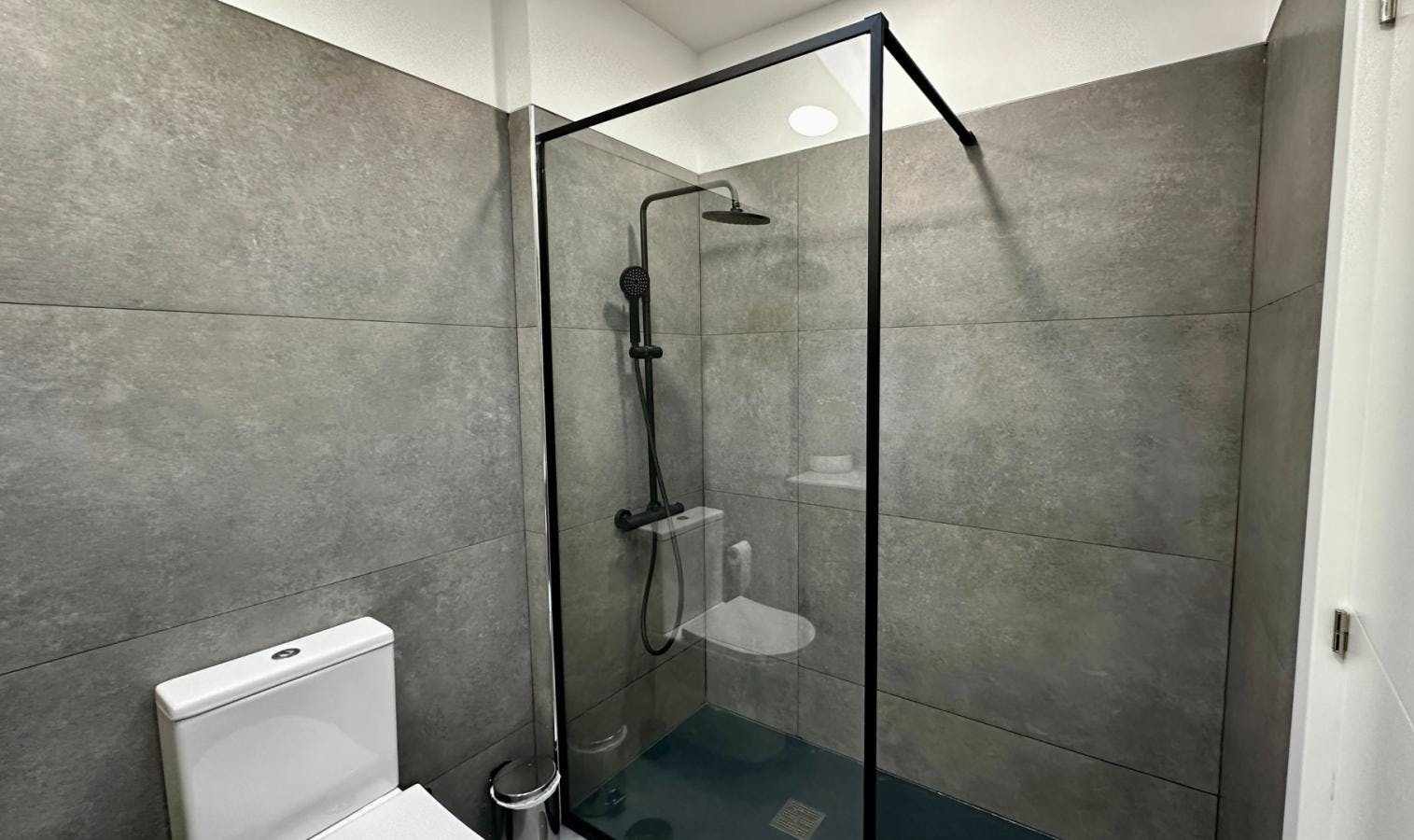 Apartment Viana Do Castelo, 1 bed, 10m² — photo 5