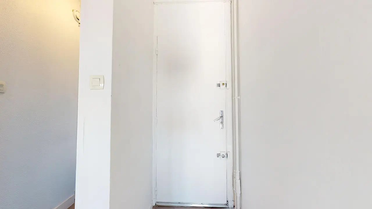 Apartment Toulouse, 1 bed, 11m² — photo 19