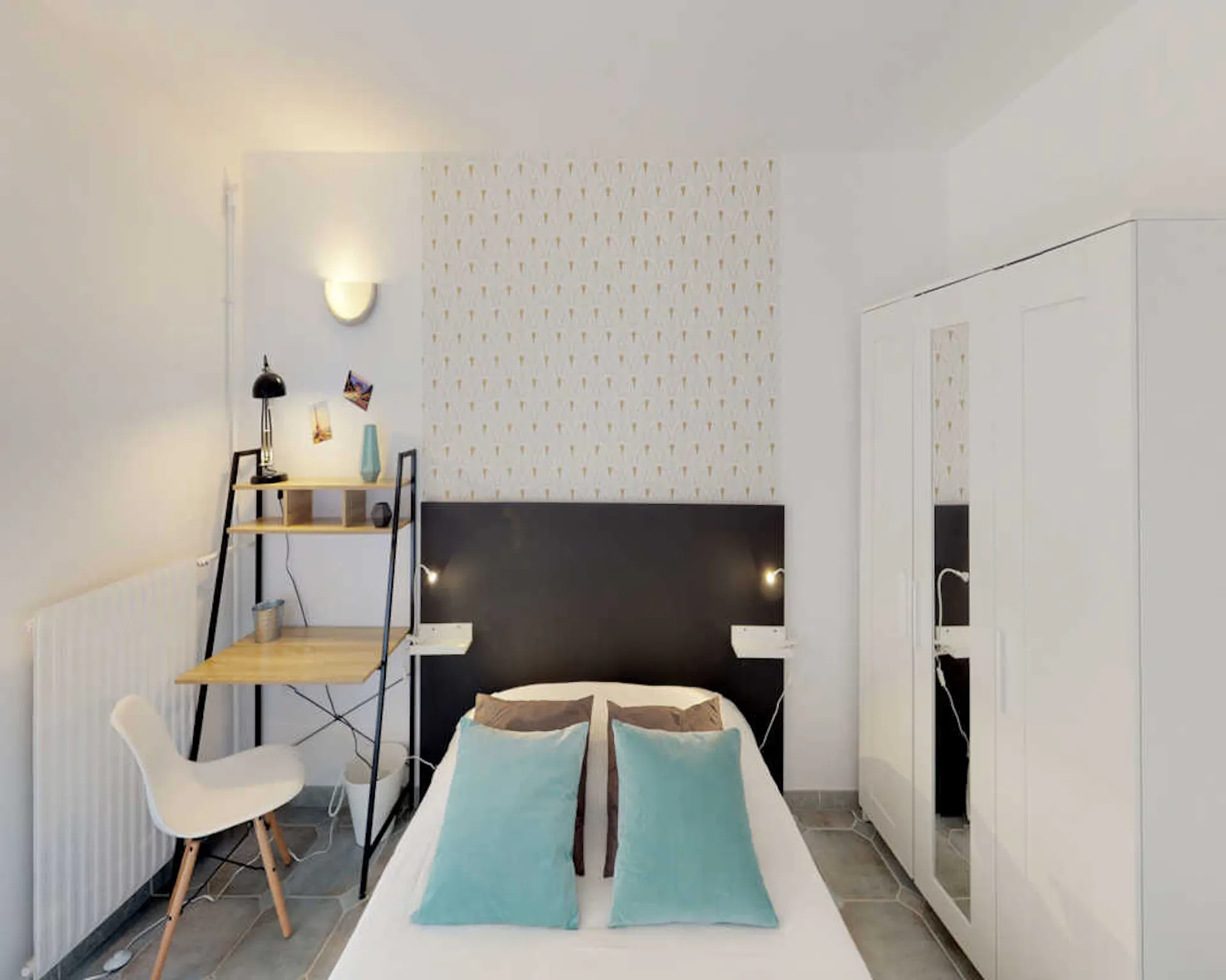 Rue Salvador Allende, Paris preview