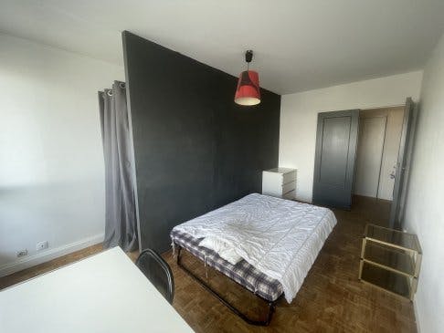 Apartment Villeurbanne, 1 bed, 9m² — photo 10