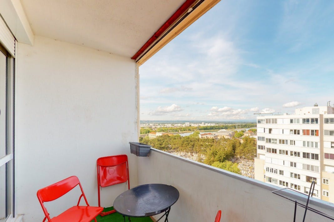 Apartment Villeurbanne, 1 bed, 9m² — photo 4