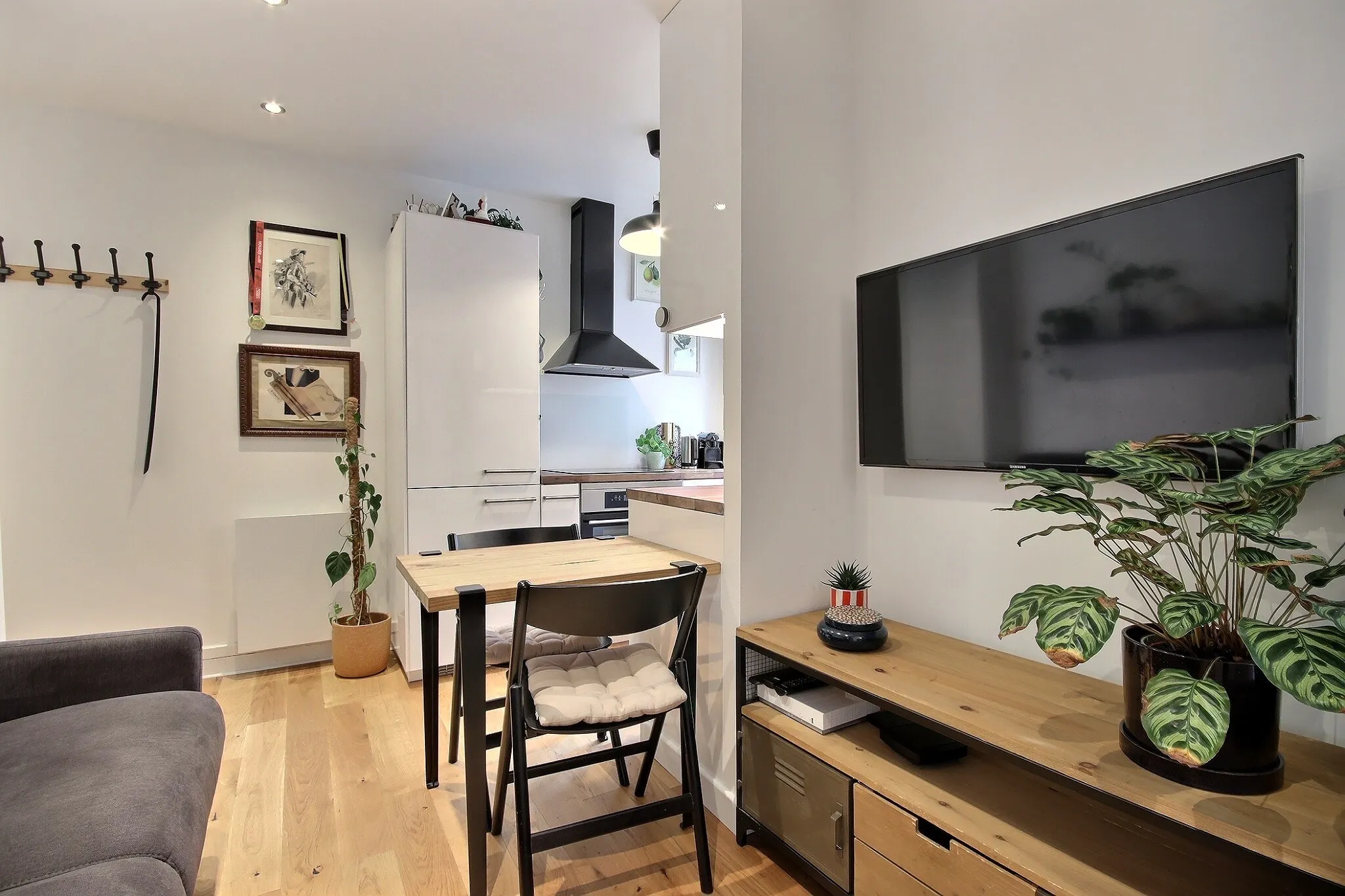 1-Bedroom Apartment in Cité d'Angoulême, Paris (1604928) ROOM 4