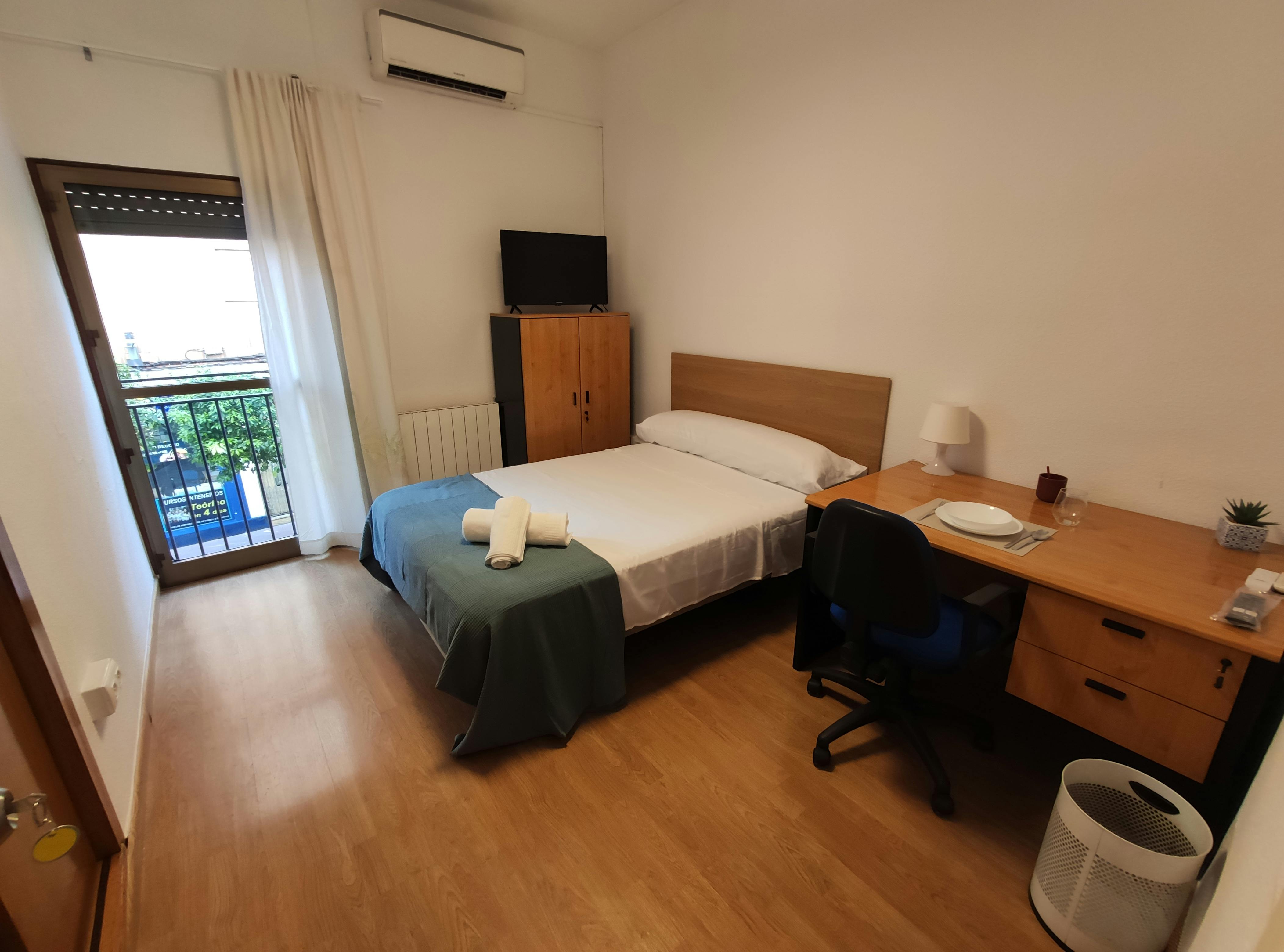 Chambre privée à louer pour 330 €/mois à Murcia, Plaza Mayor