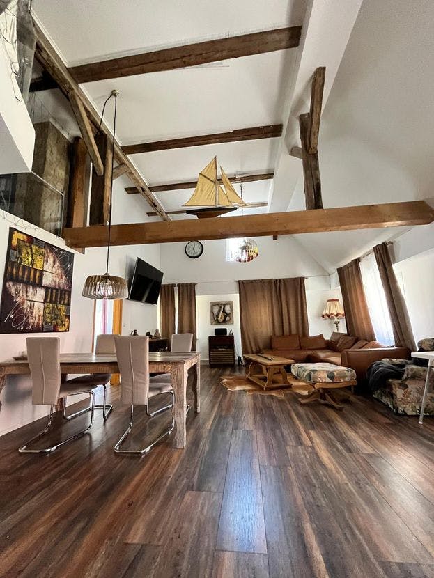 House for rent for €1,950 per month in Straßberg, Frohnstetter Straße