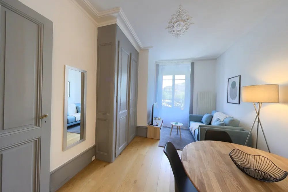 Квартира сдается в аренду за 3 920 CHF в месяц в Genève, Rue du Jeu-de-l'Arc