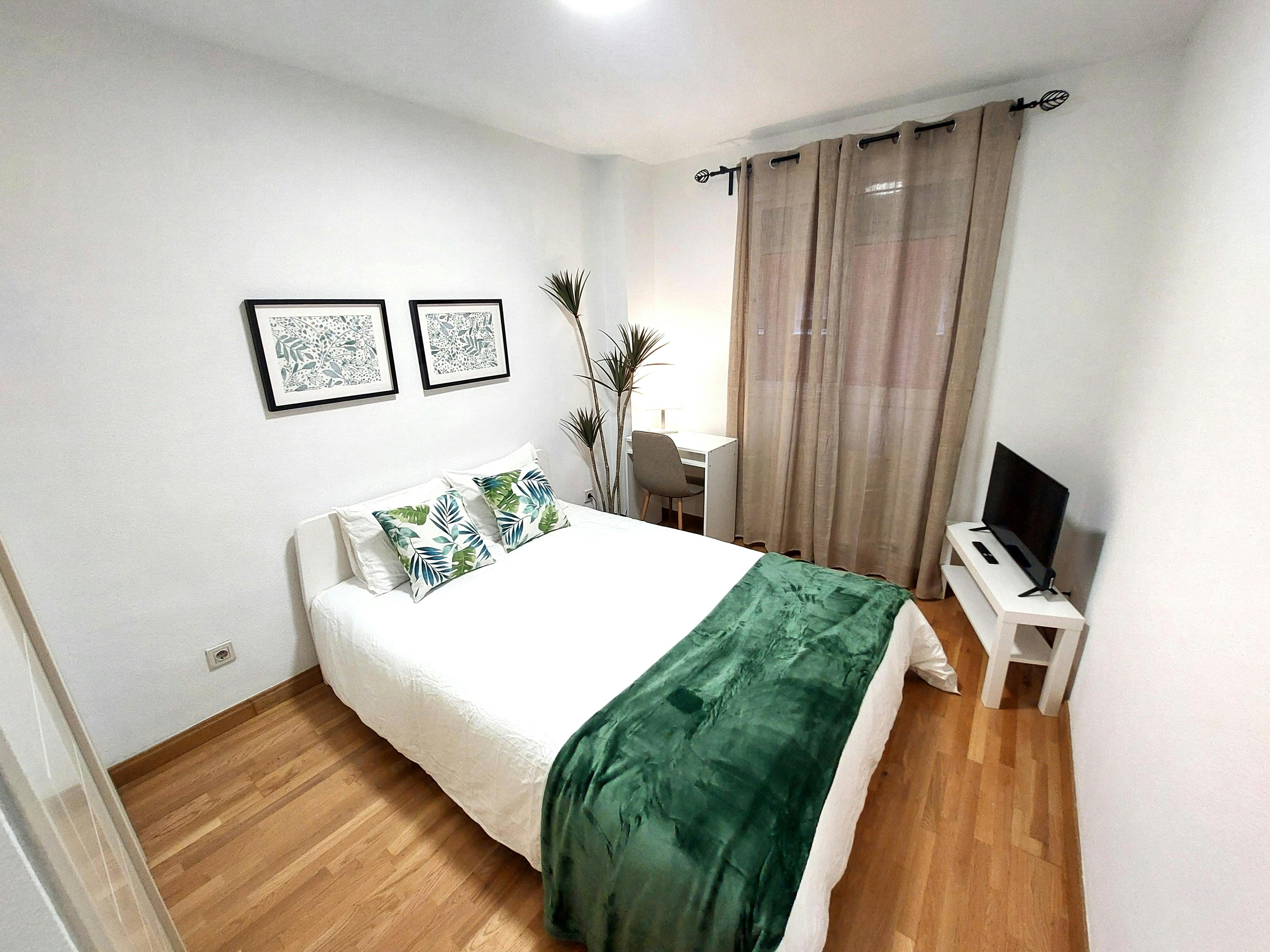 Отдельная комната сдается в аренду за 550 € в месяц в Coslada, Avenida de España