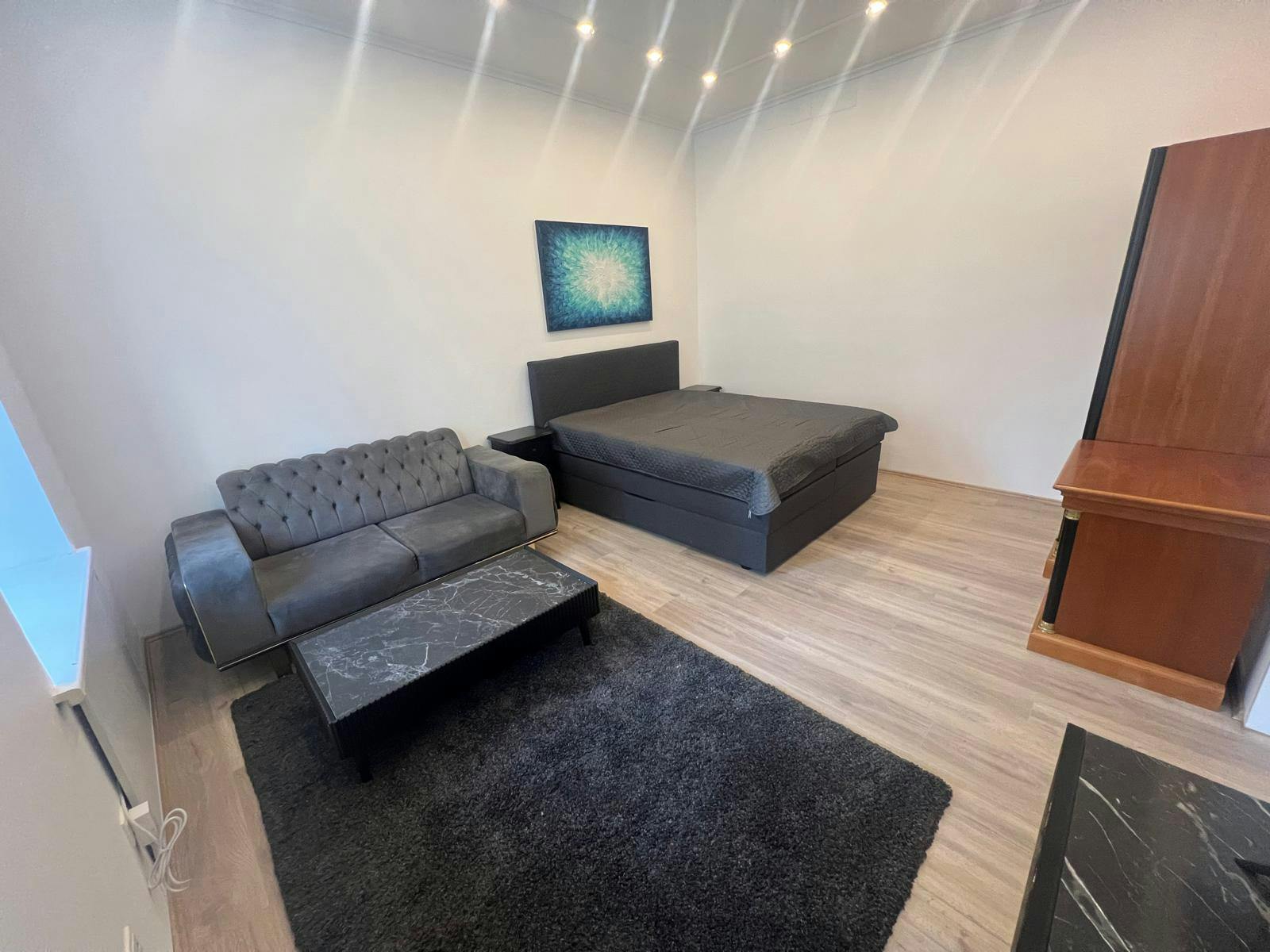 Appartement à louer pour 1 050 €/mois à Vienna, Goldschlagstraße