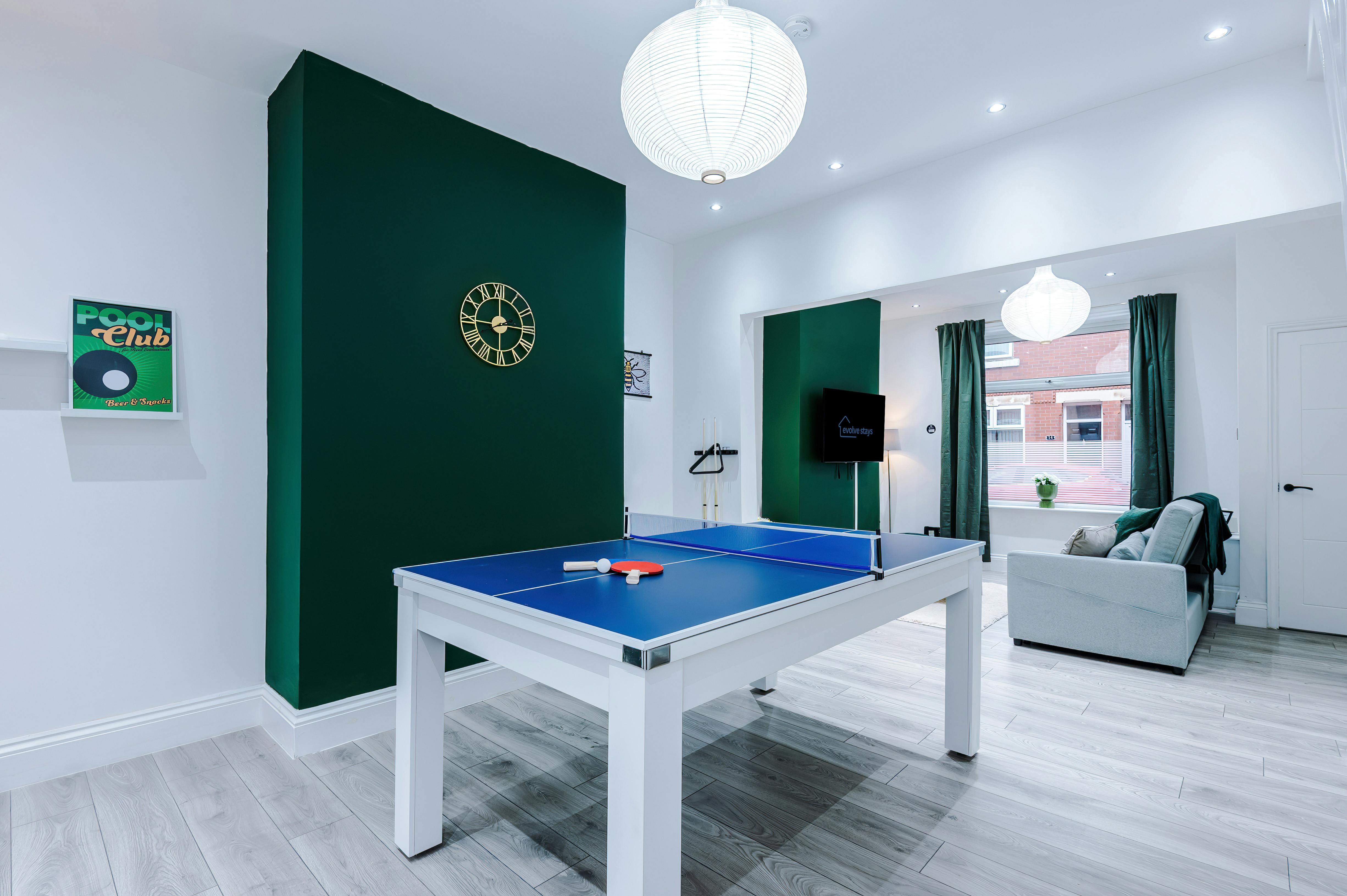 Maison à louer pour 3 300 £GB/mois à Salford, Wythburn Street