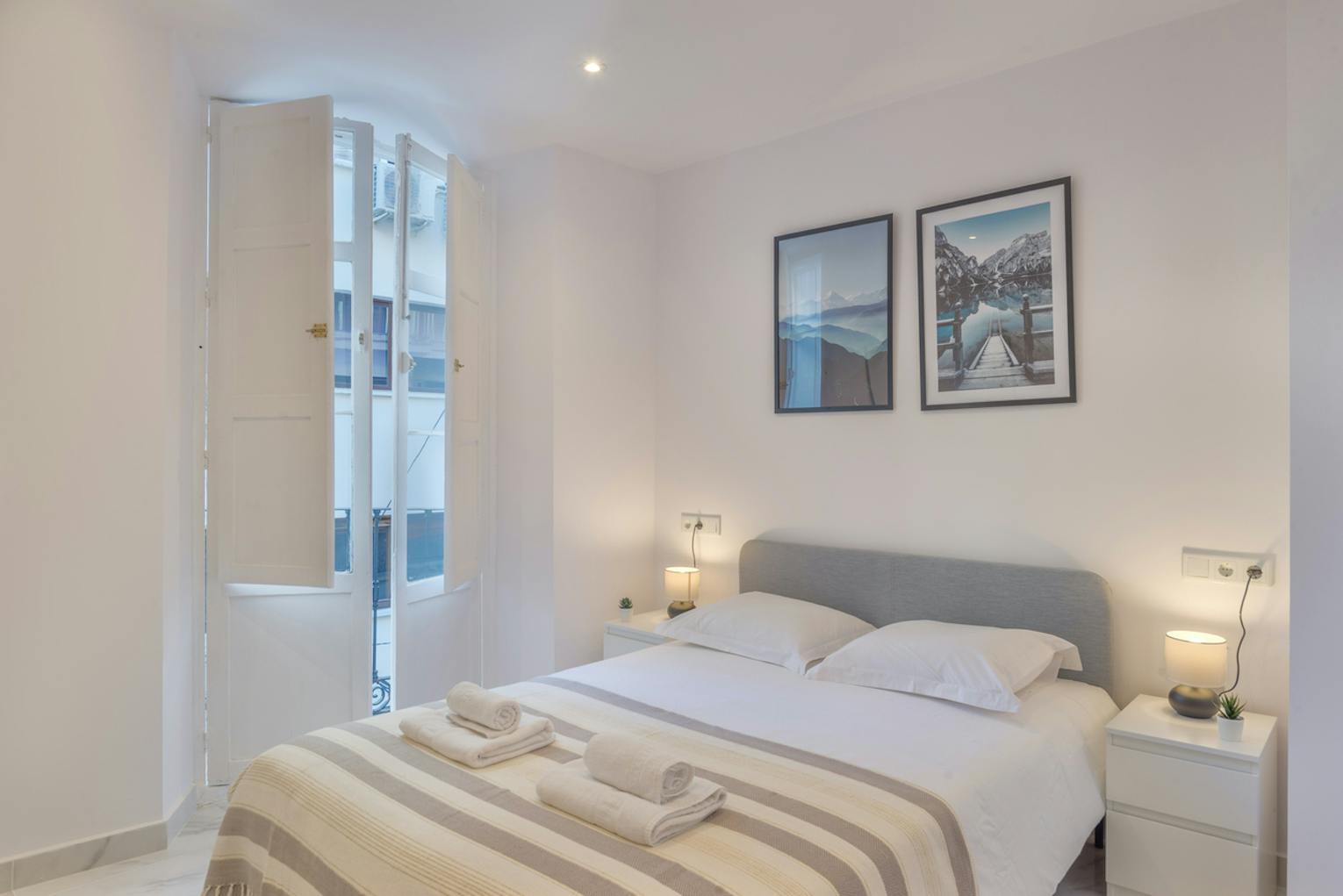 公寓 正在以 €1,850 的月租出租，其位于 Málaga, Calle Comedias