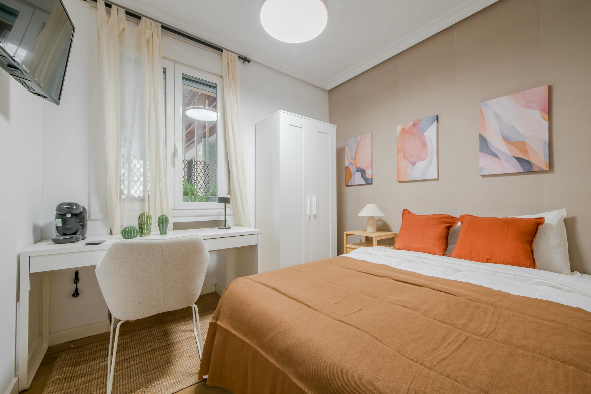 Calle de Romero Robledo, Madrid preview