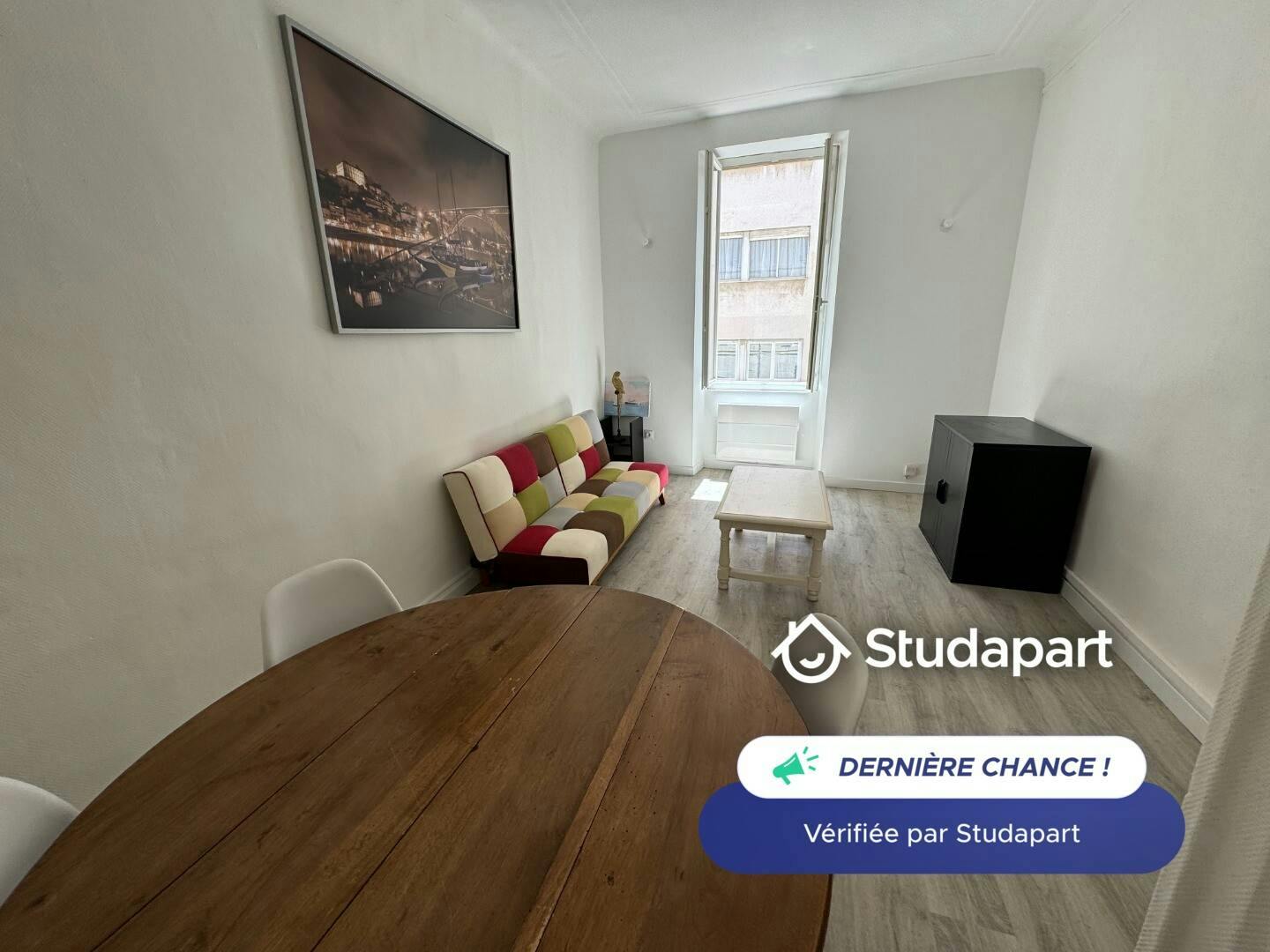 Apartment in Marseille, Castellane, 6e Arrondissement - View 4