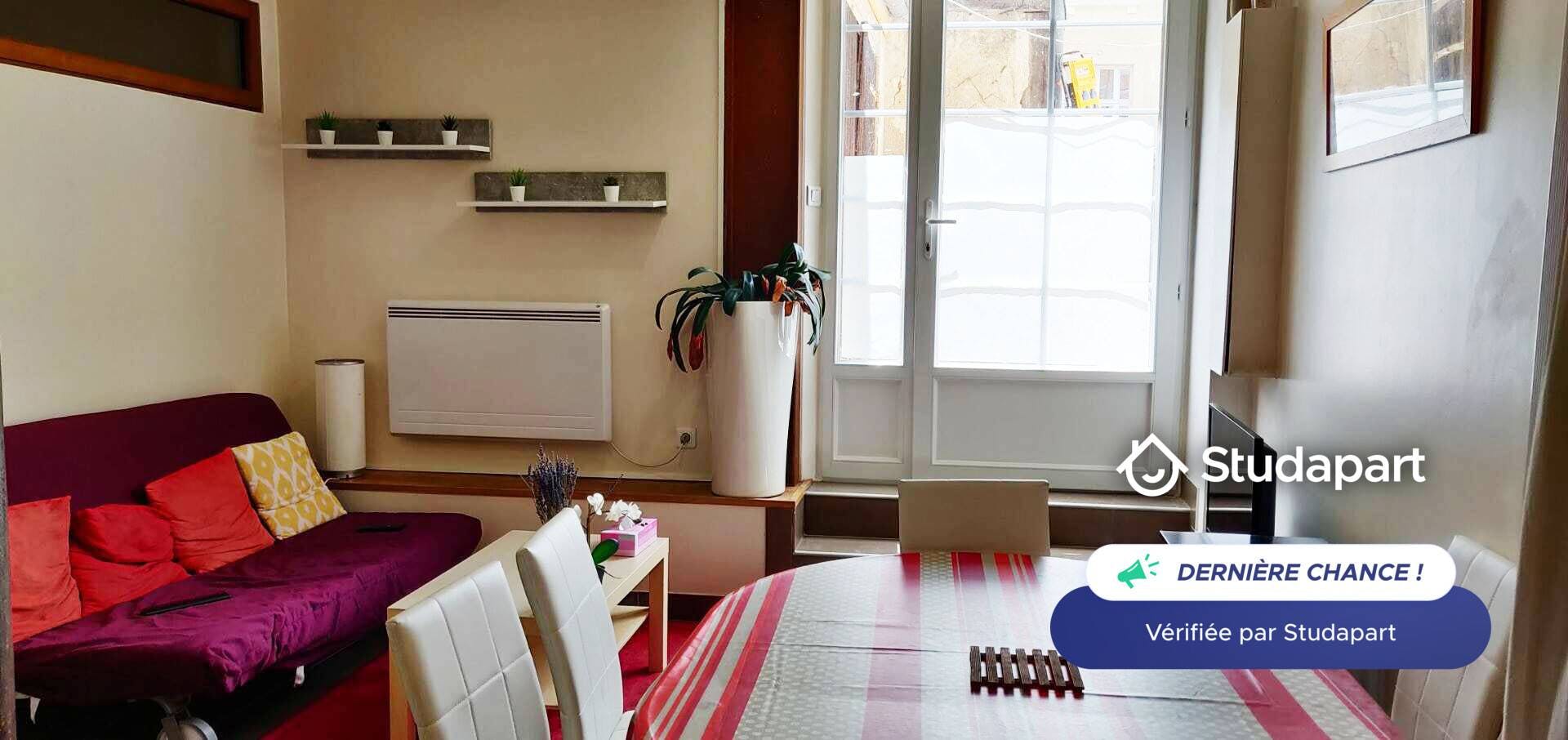 Apartament de închiriat pentru 1.350 EUR pe lună în Versailles, Rue Hardy