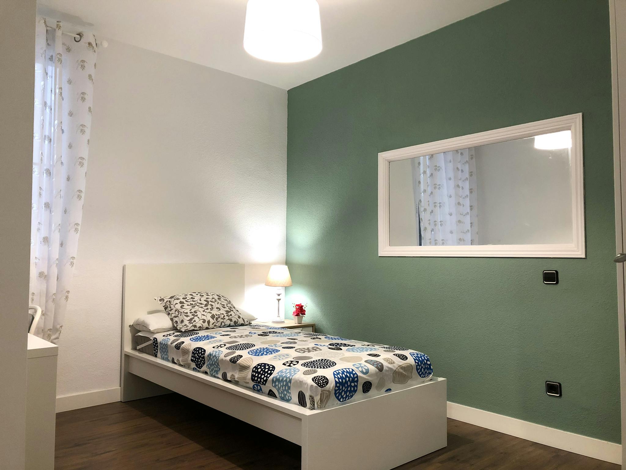 Calle de Francisco Silvela, Madrid preview