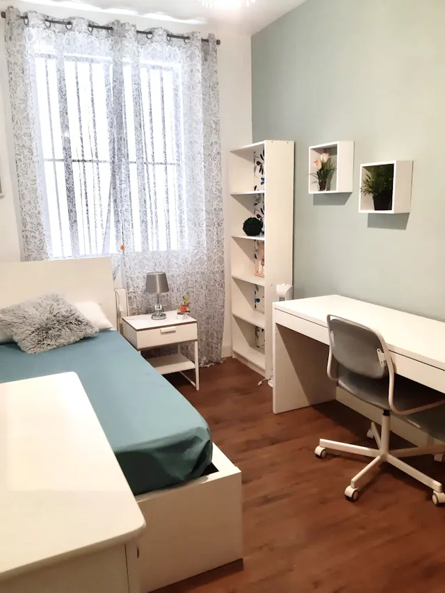 Private room in Calle de Francisco Silvela, Madrid (1605426) room image 1