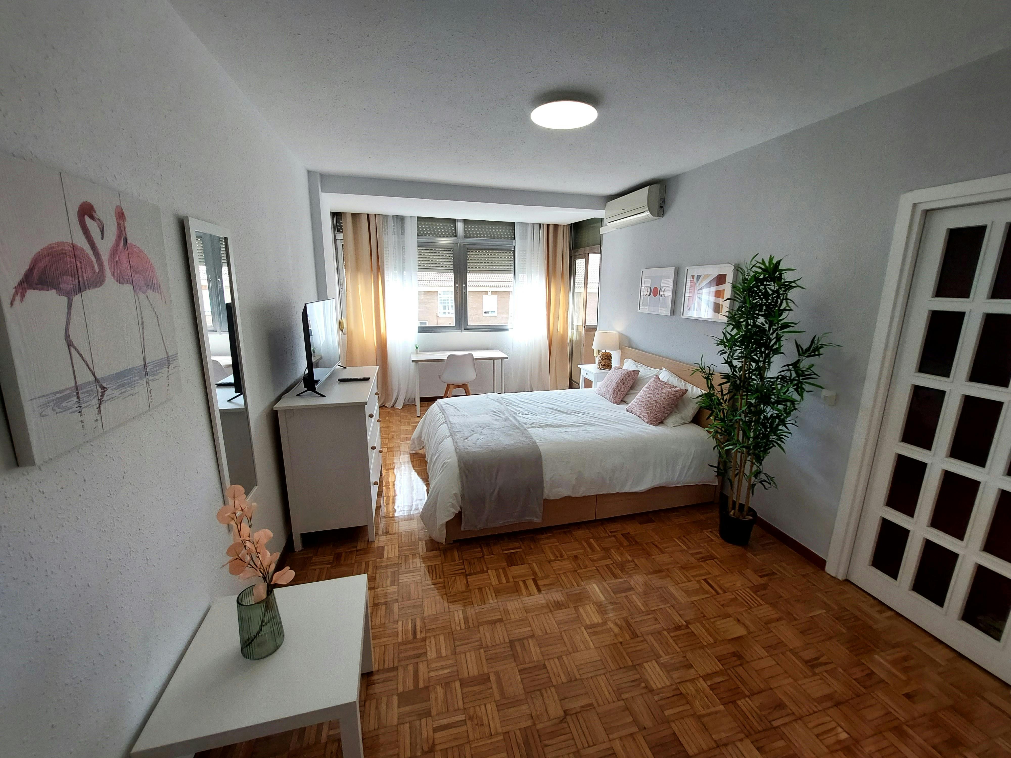 Calle de Añastro, Madrid preview