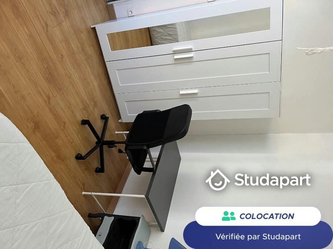 Private room for rent on Rue Vergniaud, Lille - Vue 3