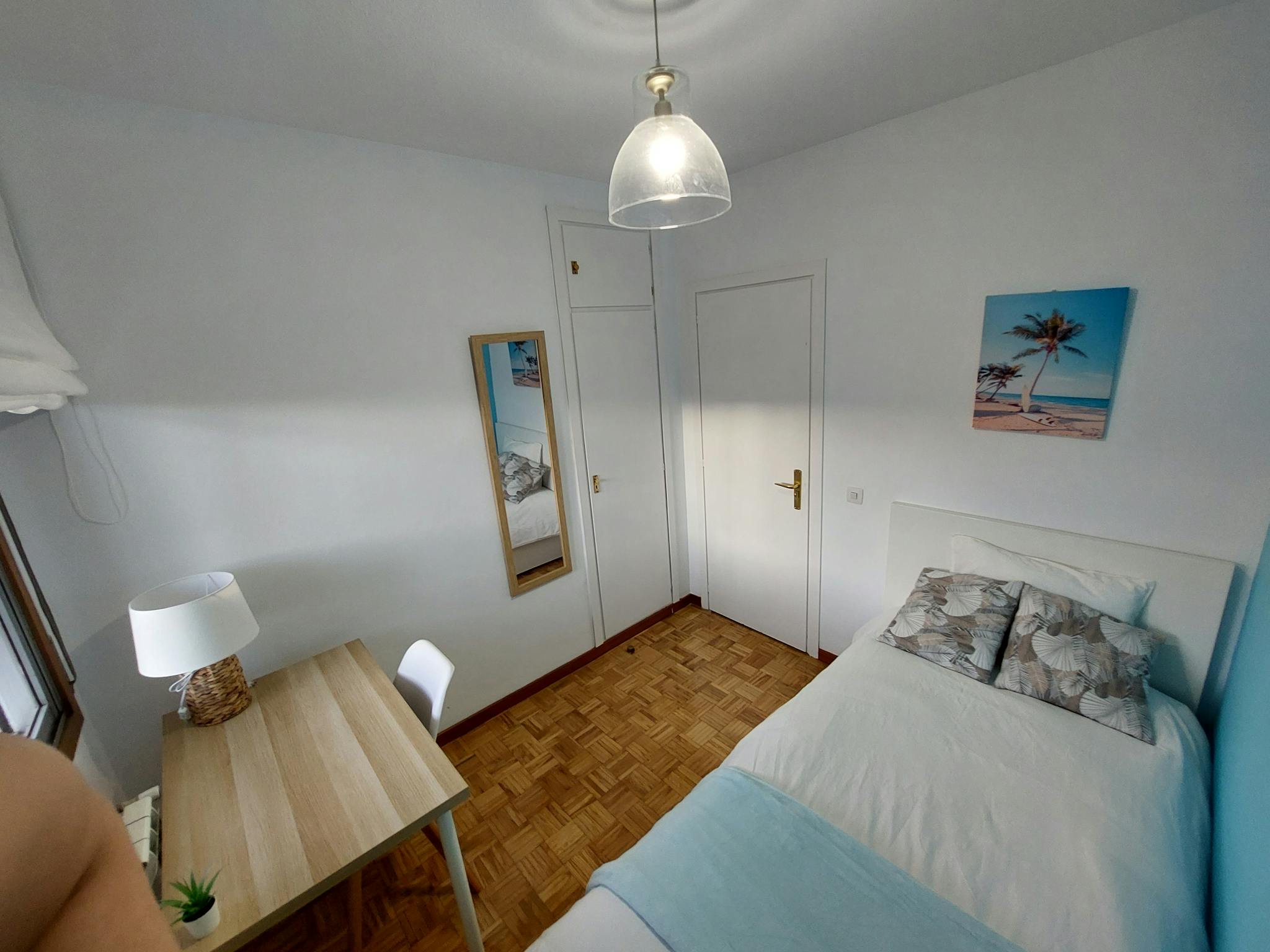 Calle de Añastro, Madrid preview