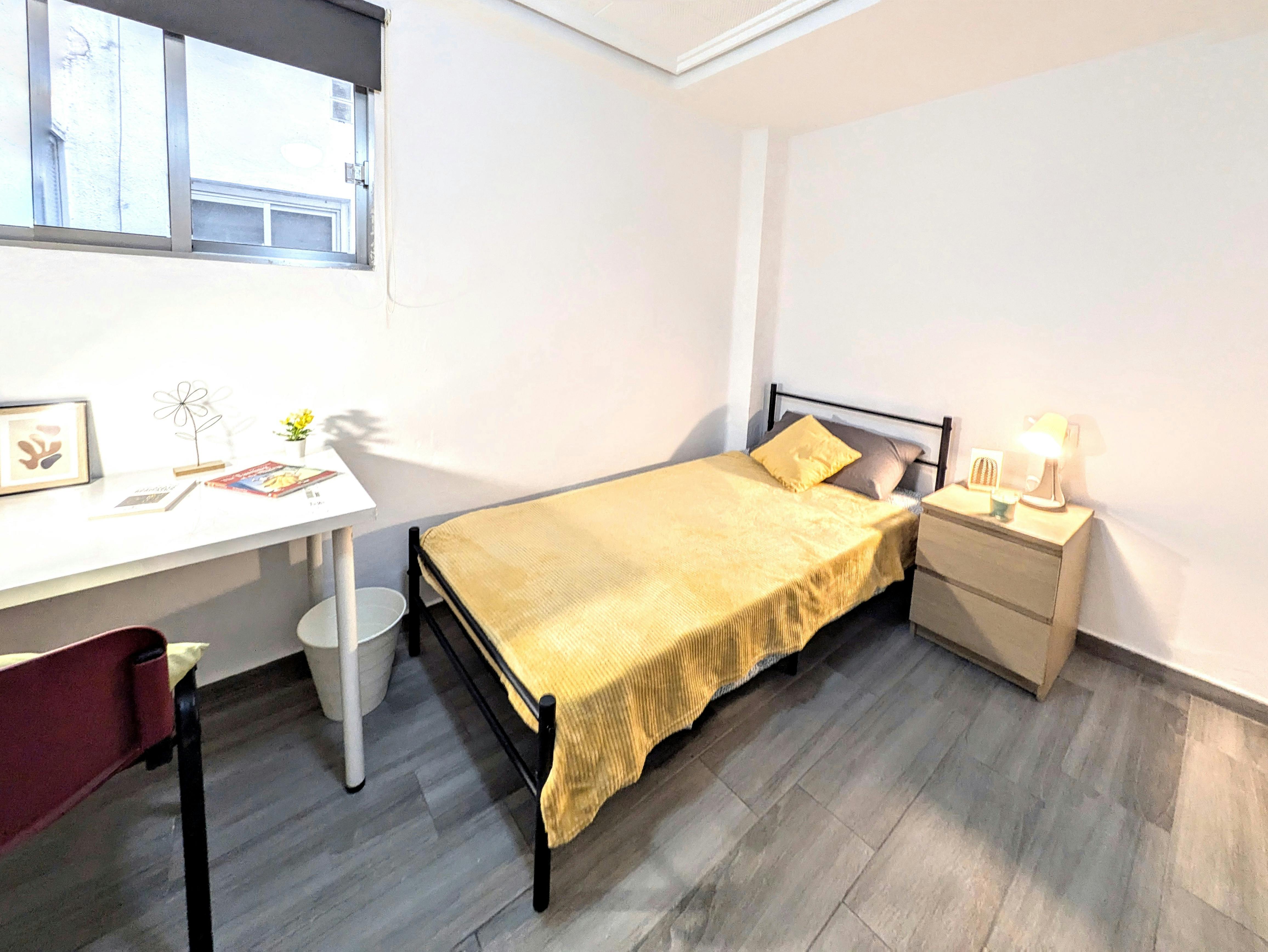 Pokój prywatny do wynajęcia za 440 € miesięcznie w mieście Burjassot, Carrer de Bailén