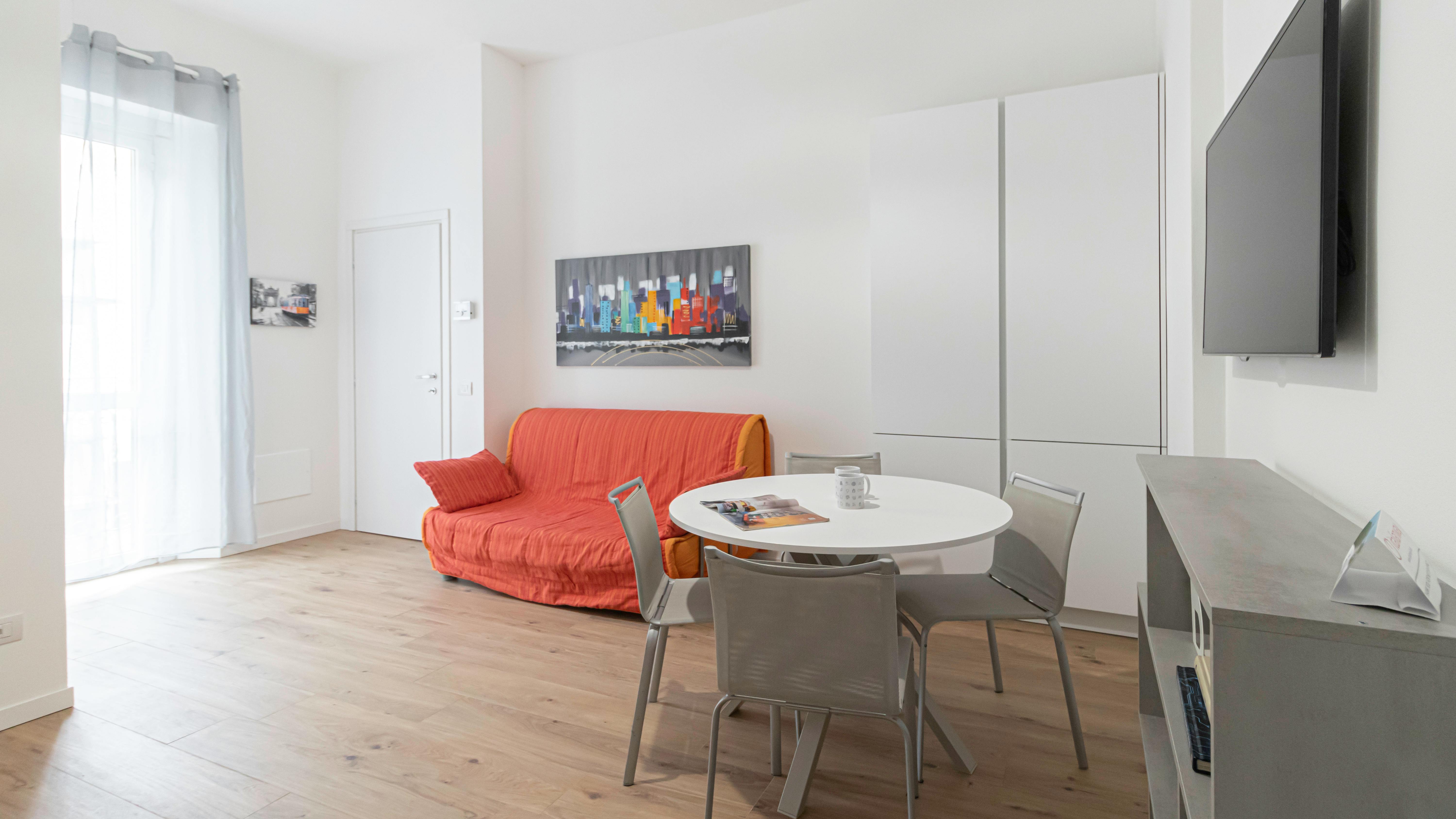 Apartment Milan, 1 bed — photo 1
