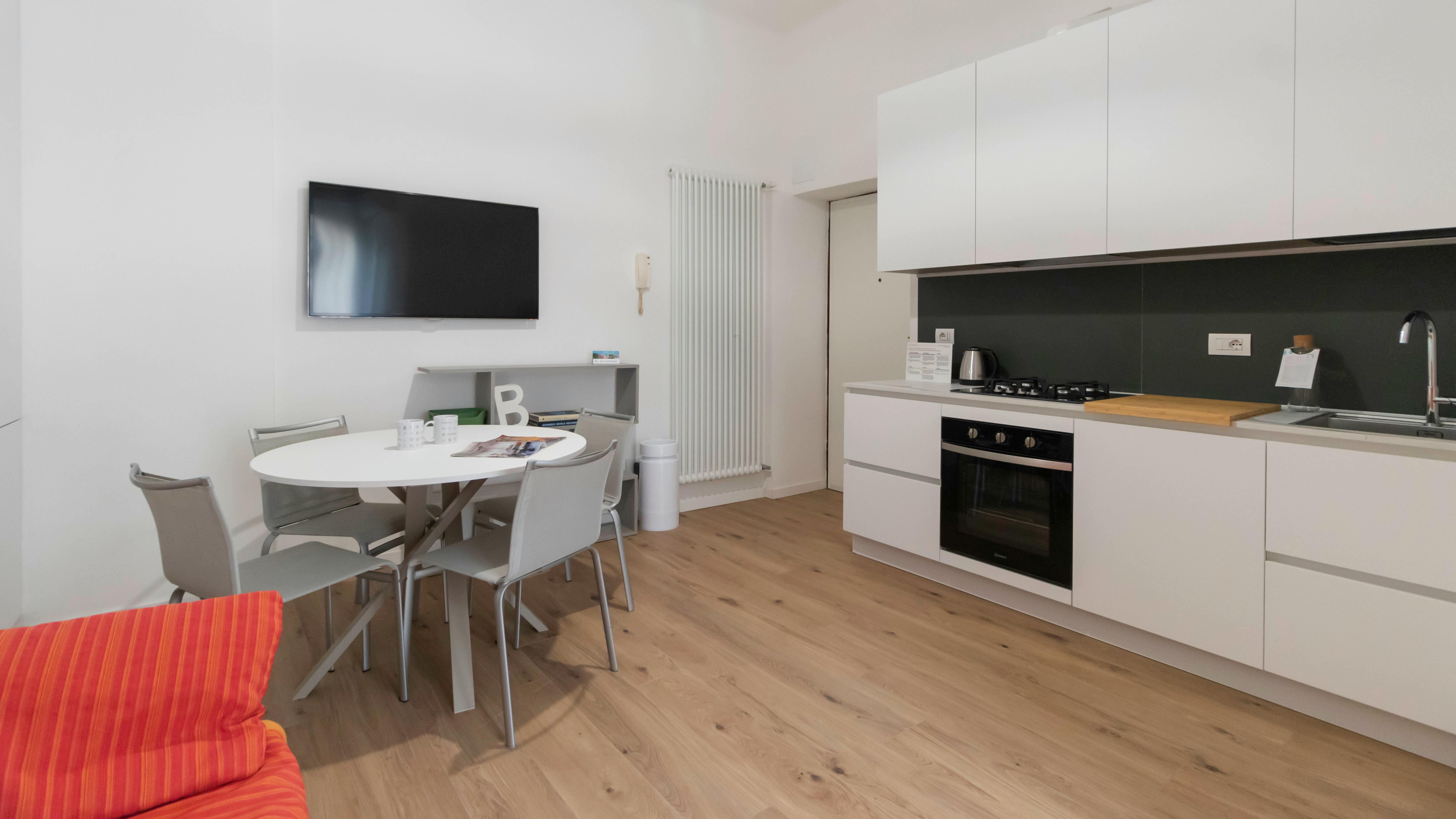 Apartment Milan, 1 bed — photo 8