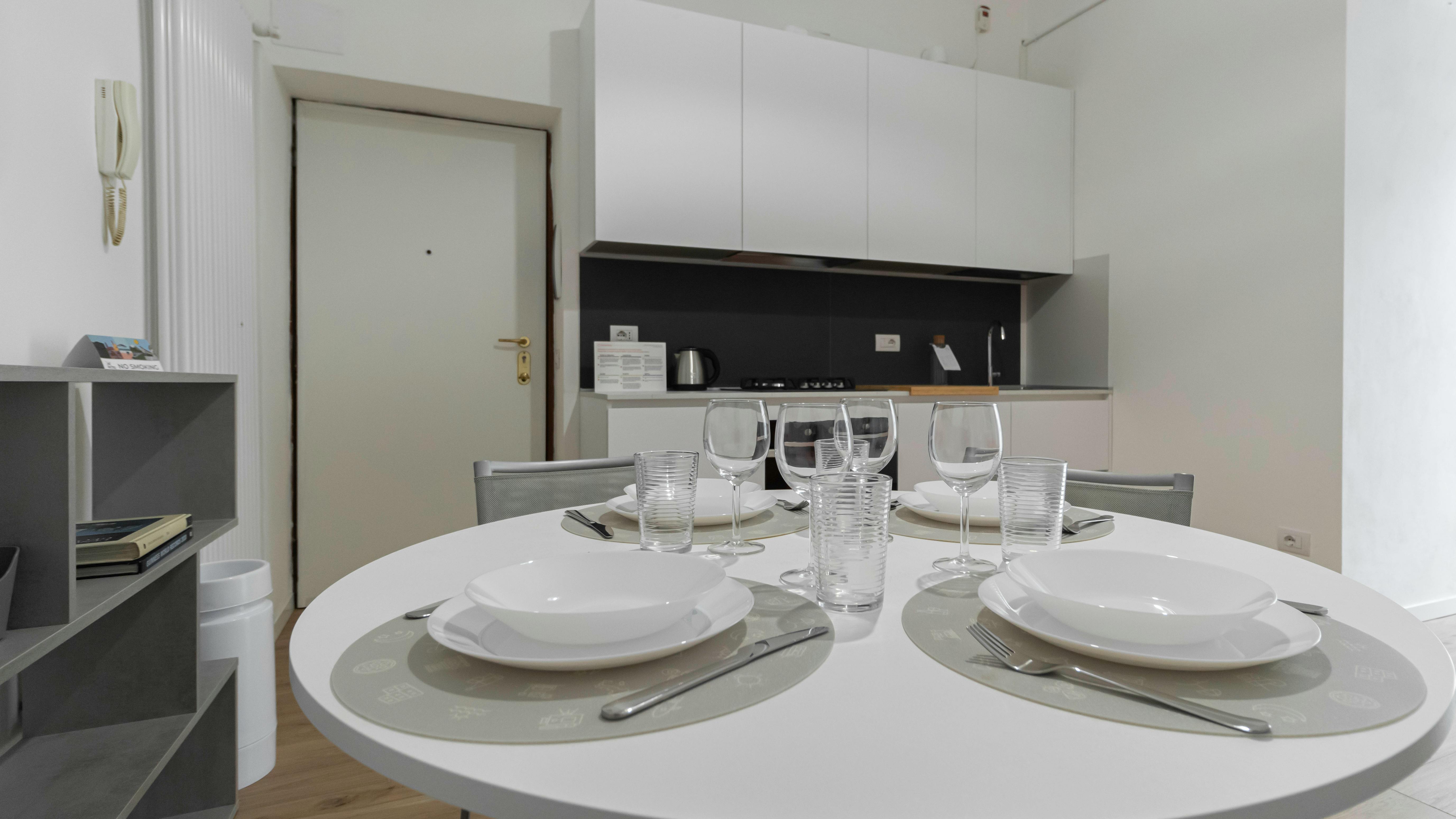 Apartment Milan, 1 bed — photo 9