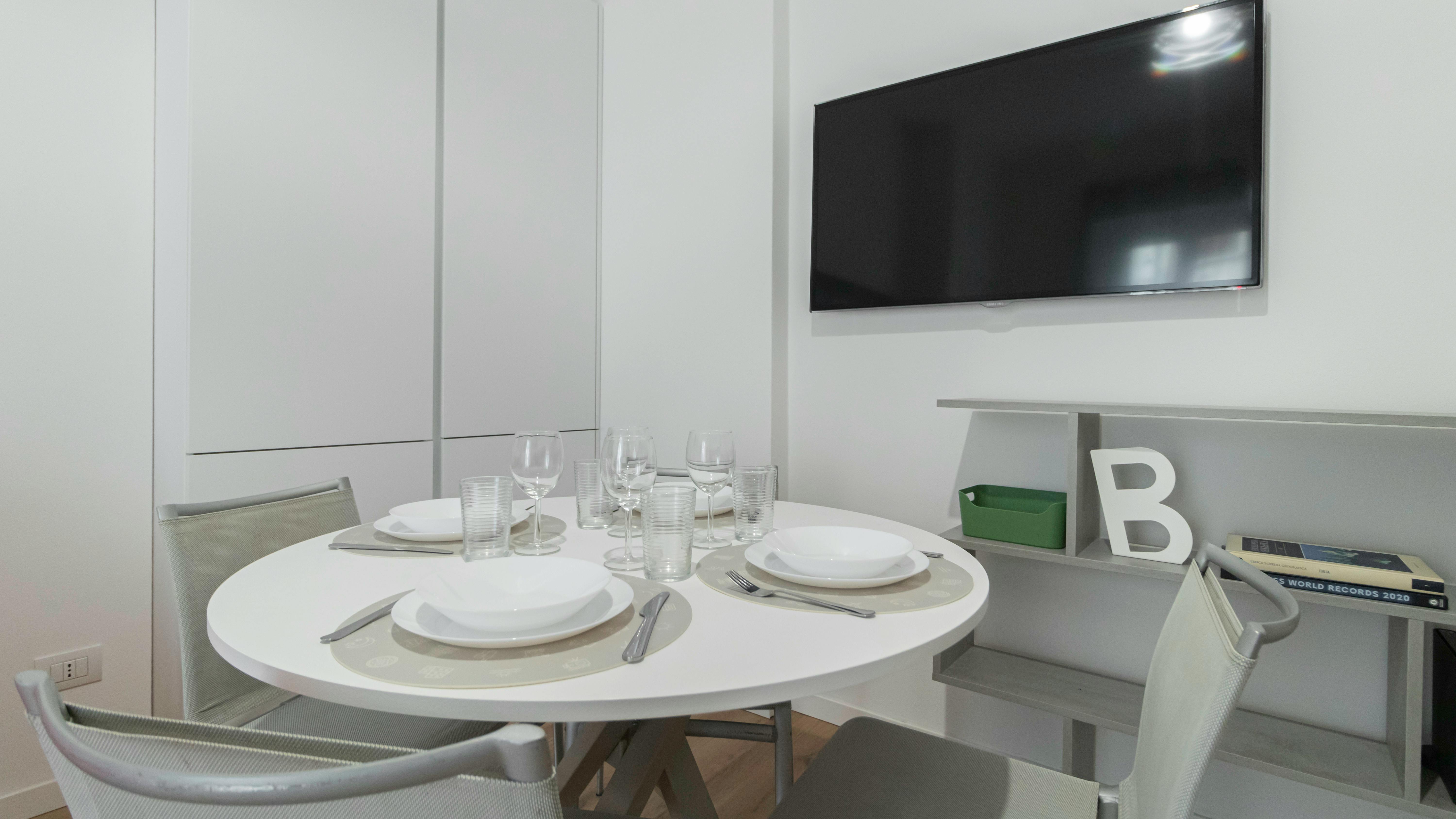 Apartment Milan, 1 bed — photo 5