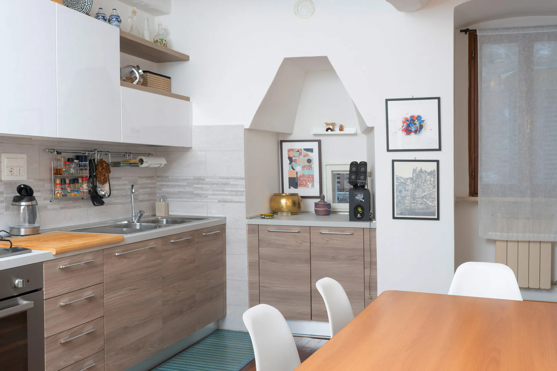 1-Bedroom Apartment in Via del Canterino, Perugia ROOM 1