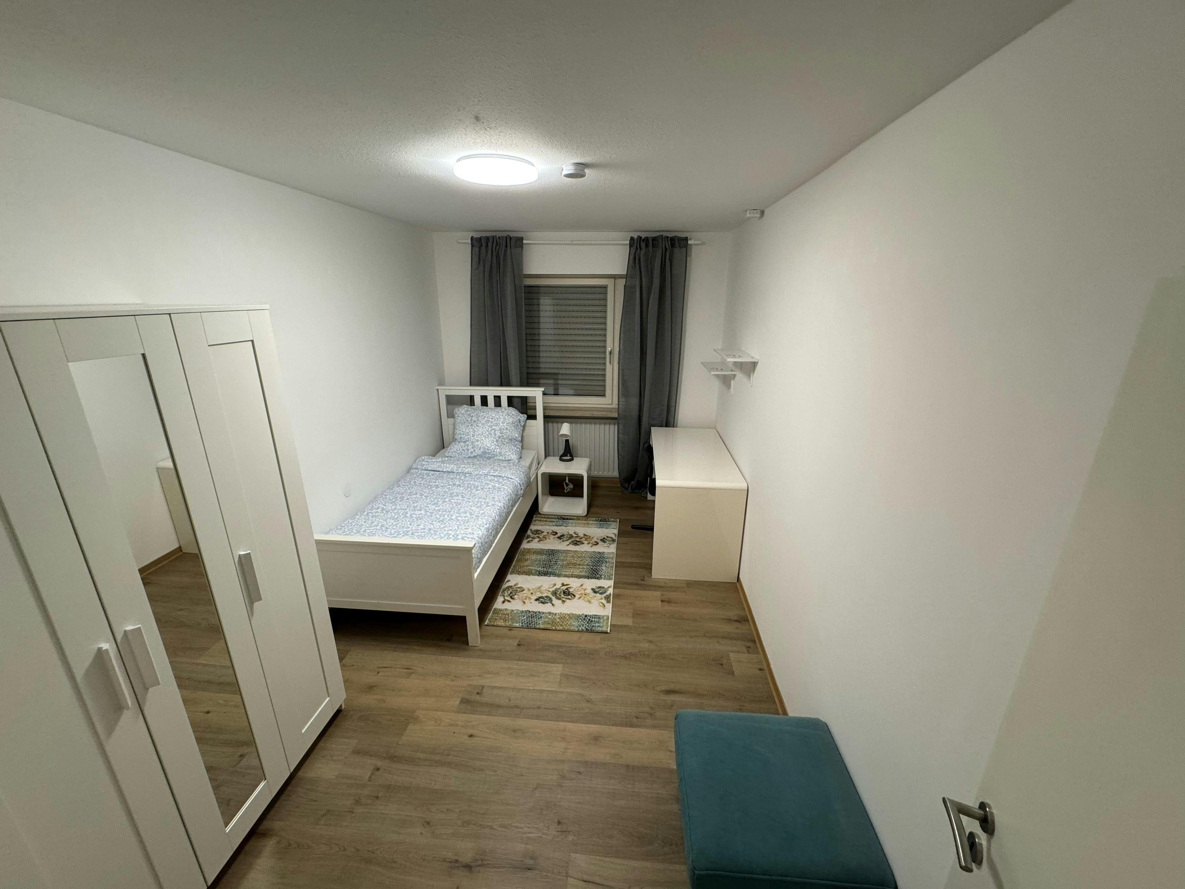 Chambre privée à louer pour 575 €/mois à Königsbrunn, Augsburger Straße