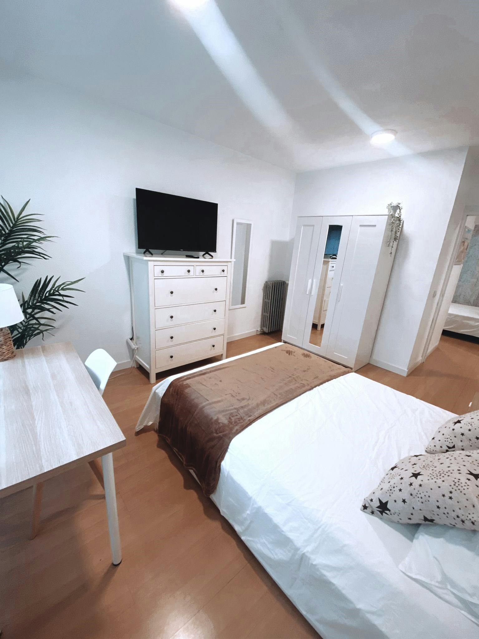 Apartment Madrid, 1 bed, 13m² — photo 2