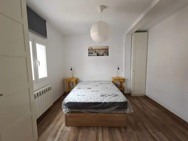 Private room in Calle de Luis Ruiz, Madrid (1606360) room image 1