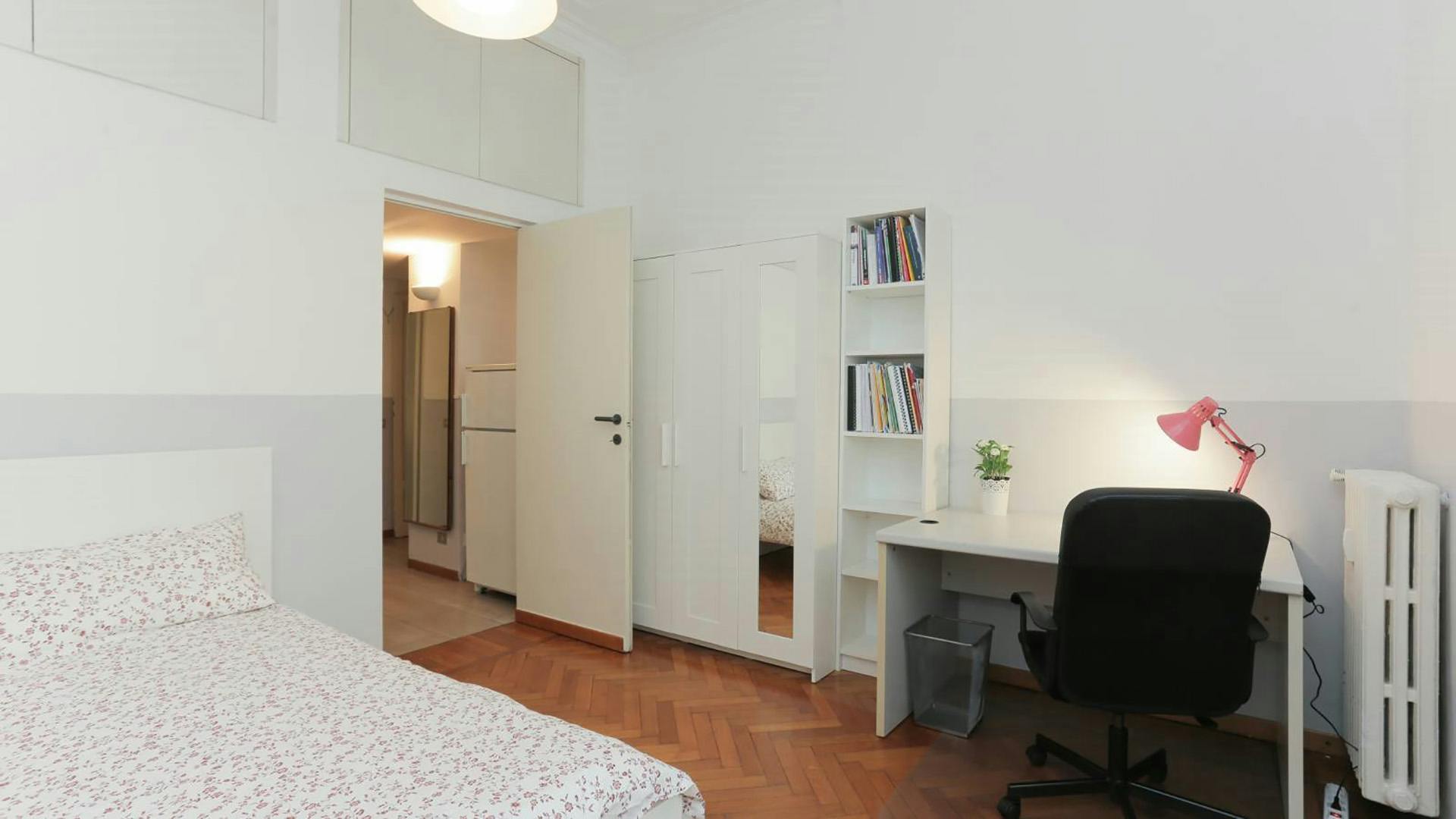Private room for rent for €675 per month in Milan, Via Nicola Antonio Porpora