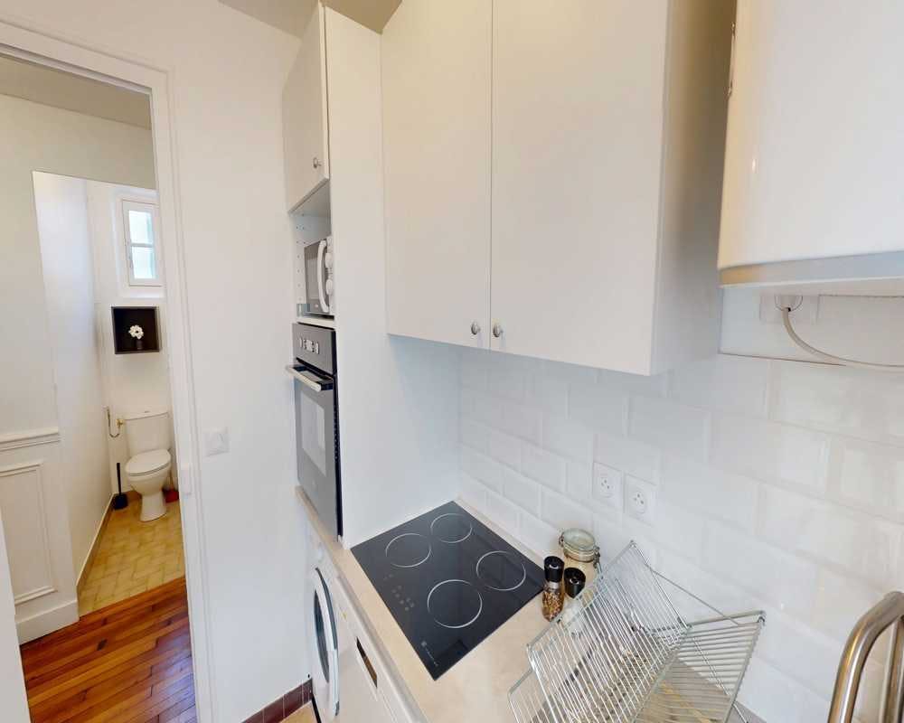 Private room for rent on Cité Condorcet, Paris - Vue 5
