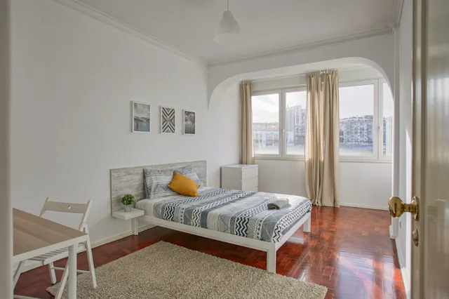 Private room in Rua Casquilha, Lisbon (1606696) room image 1