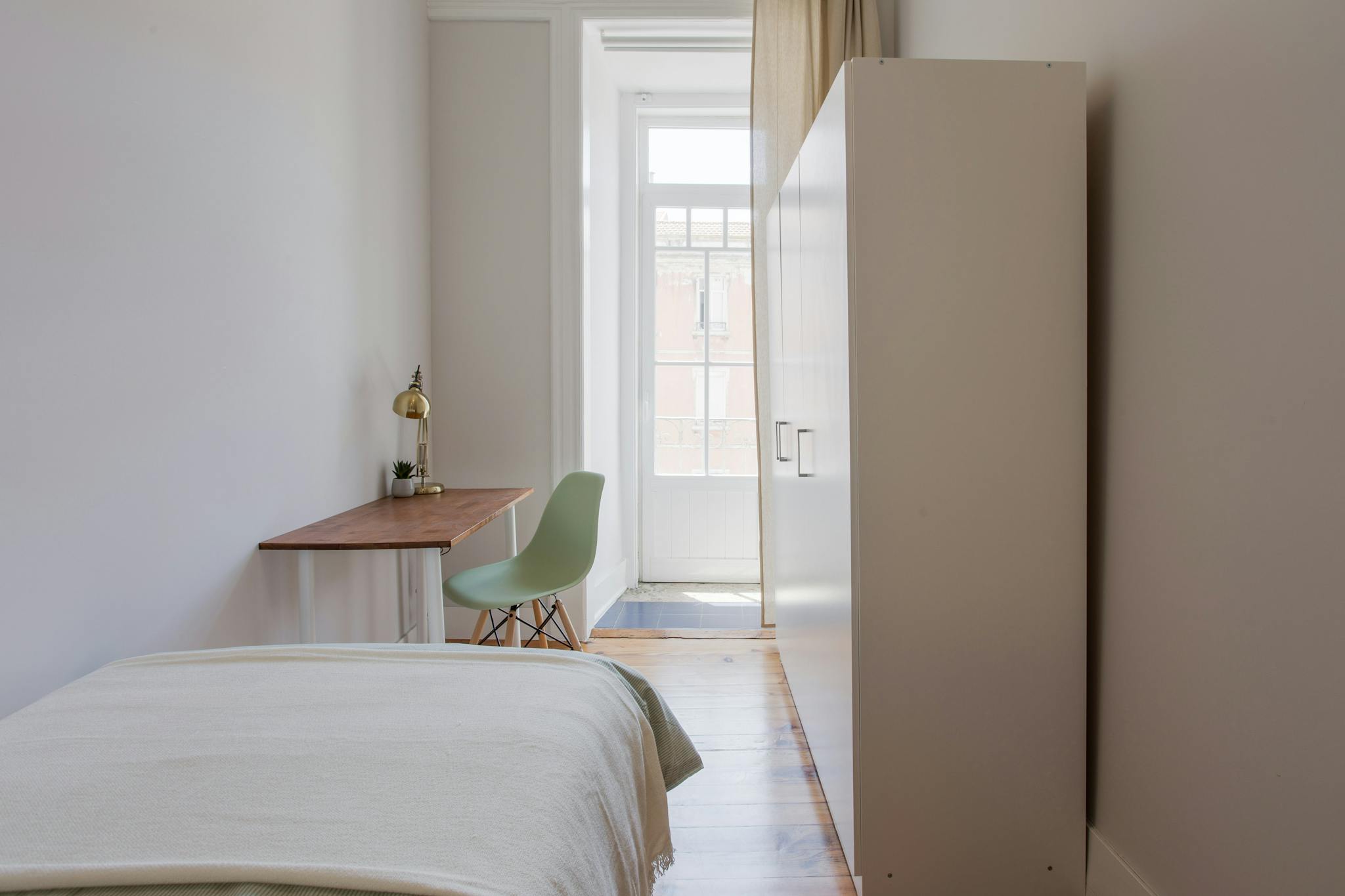 Rua Morais Soares, Lisbon preview