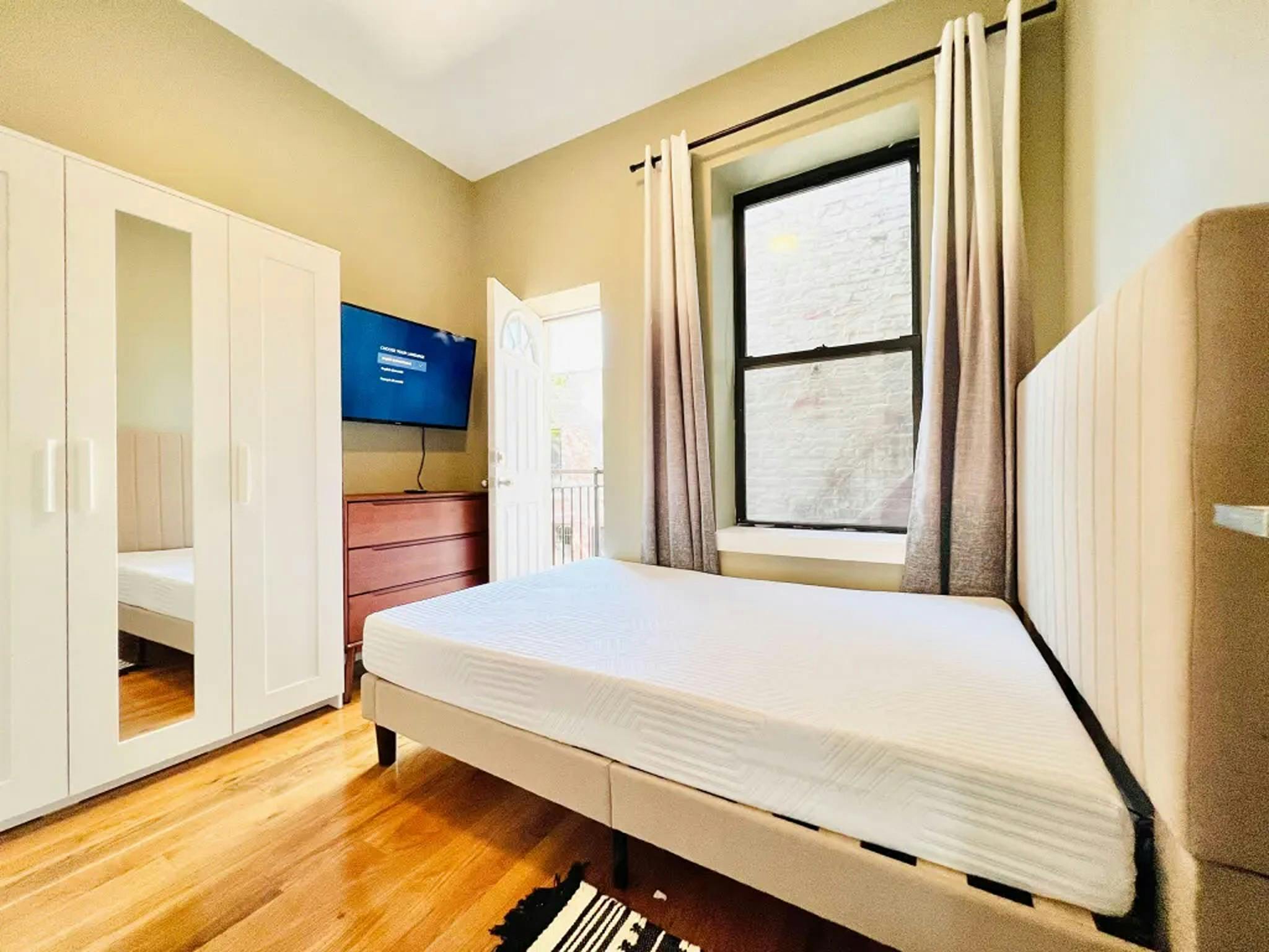 Privat rum att hyra för $1,070 i månaden i Queens County, Putnam Avenue