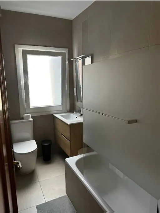 Private room in Calle de Bravo Murillo, Madrid (1607123) room image 15
