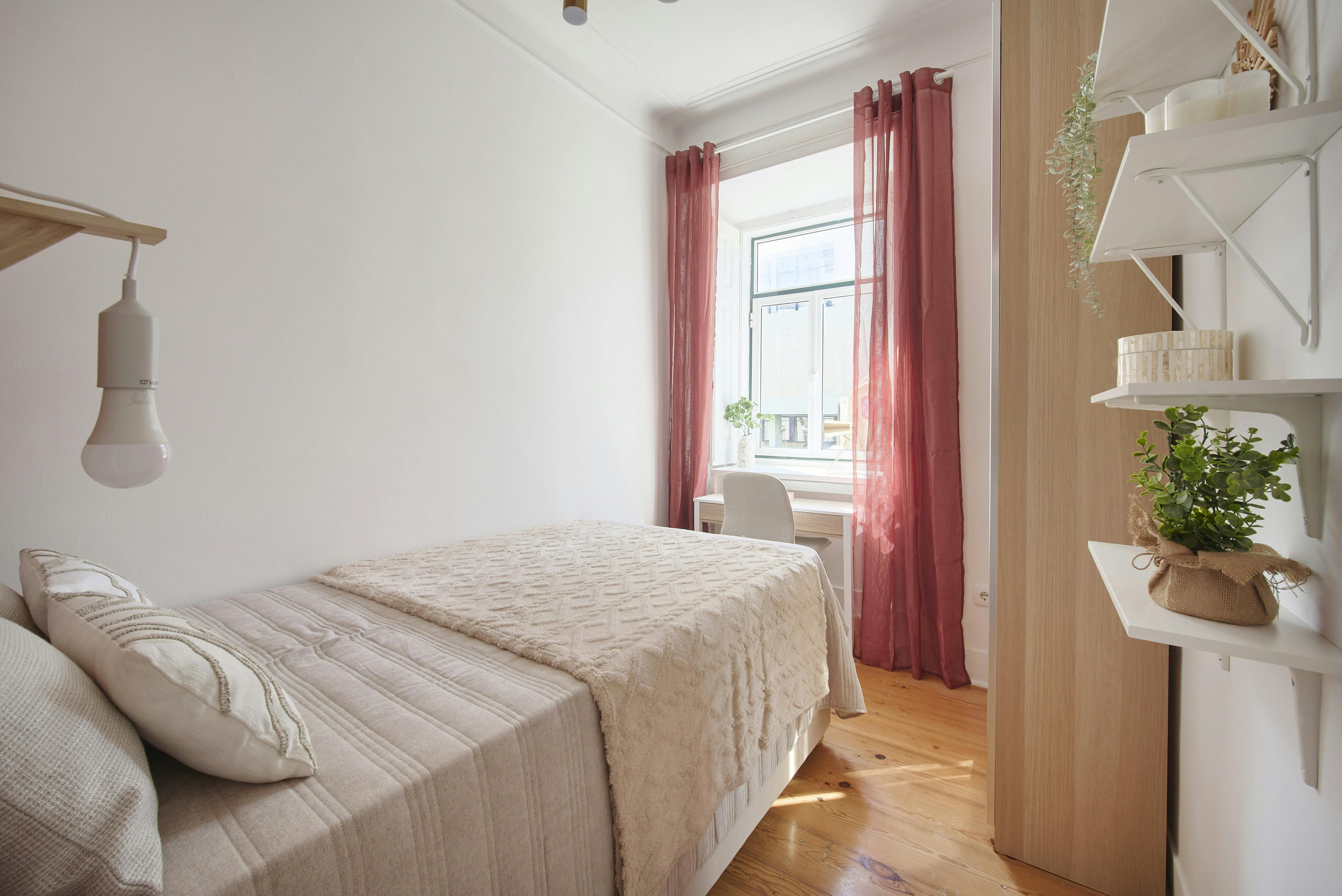 Calçada Necessidades, Lisbon preview