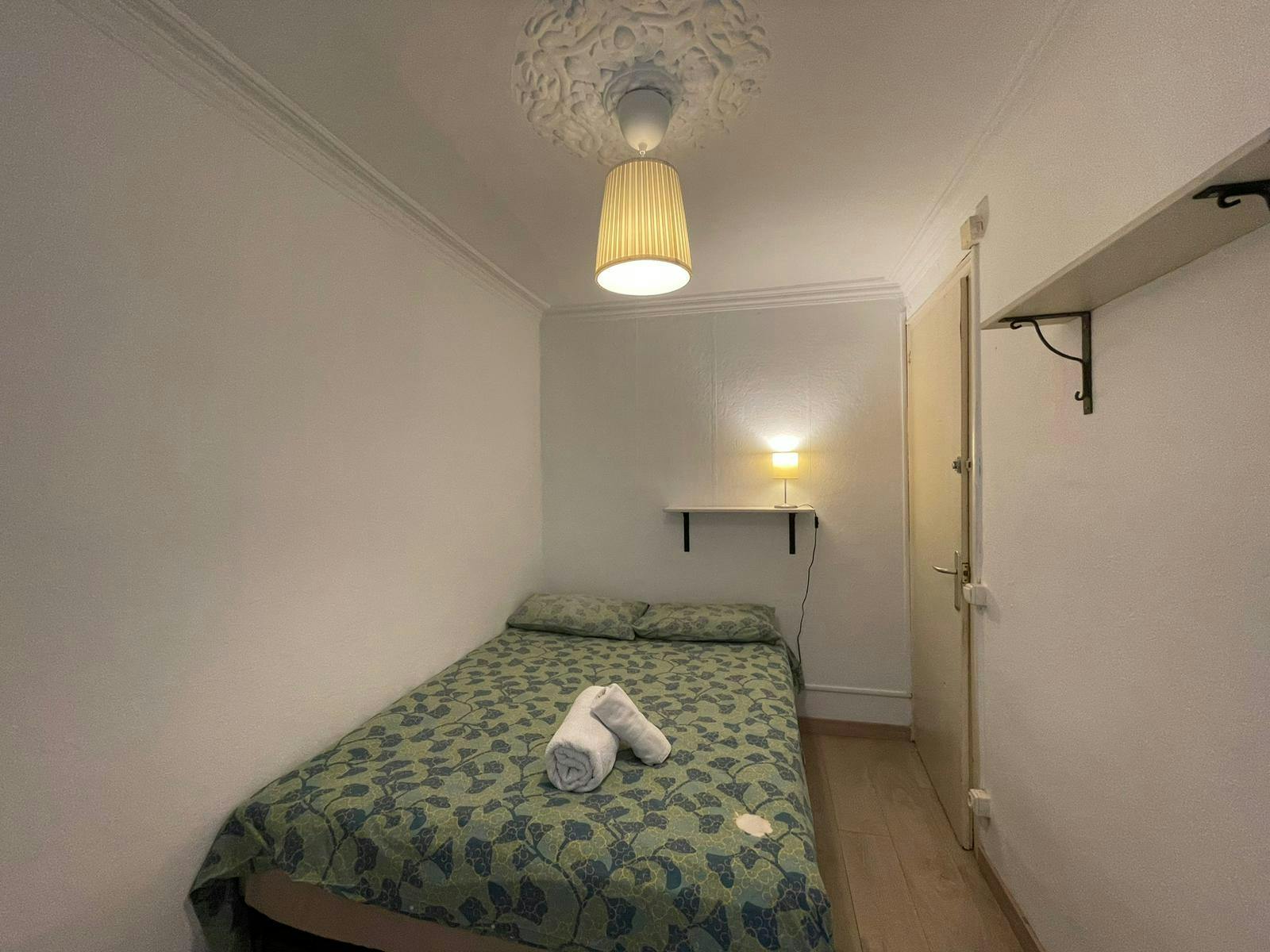 Carrer de la Mare de Déu dels Desemparats, Barcelona Barcelona