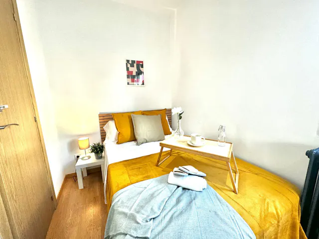 Private room in Calle de Julián Besteiro, Madrid (1607260) room image 1