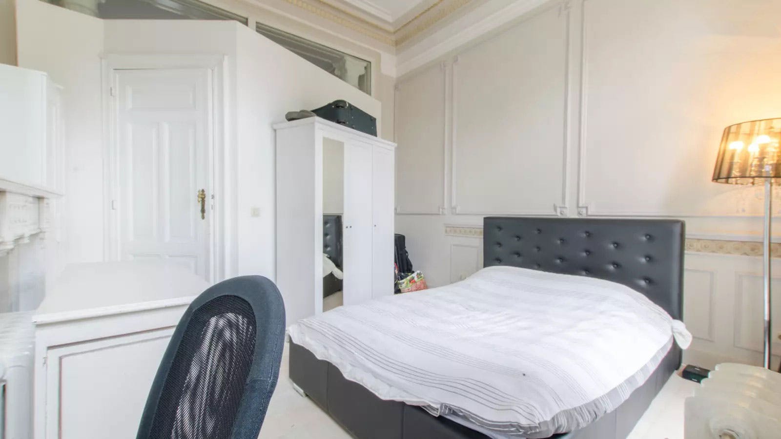 Cameră privată de închiriat pentru 600 EUR pe lună în Uccle, Avenue Brugmann