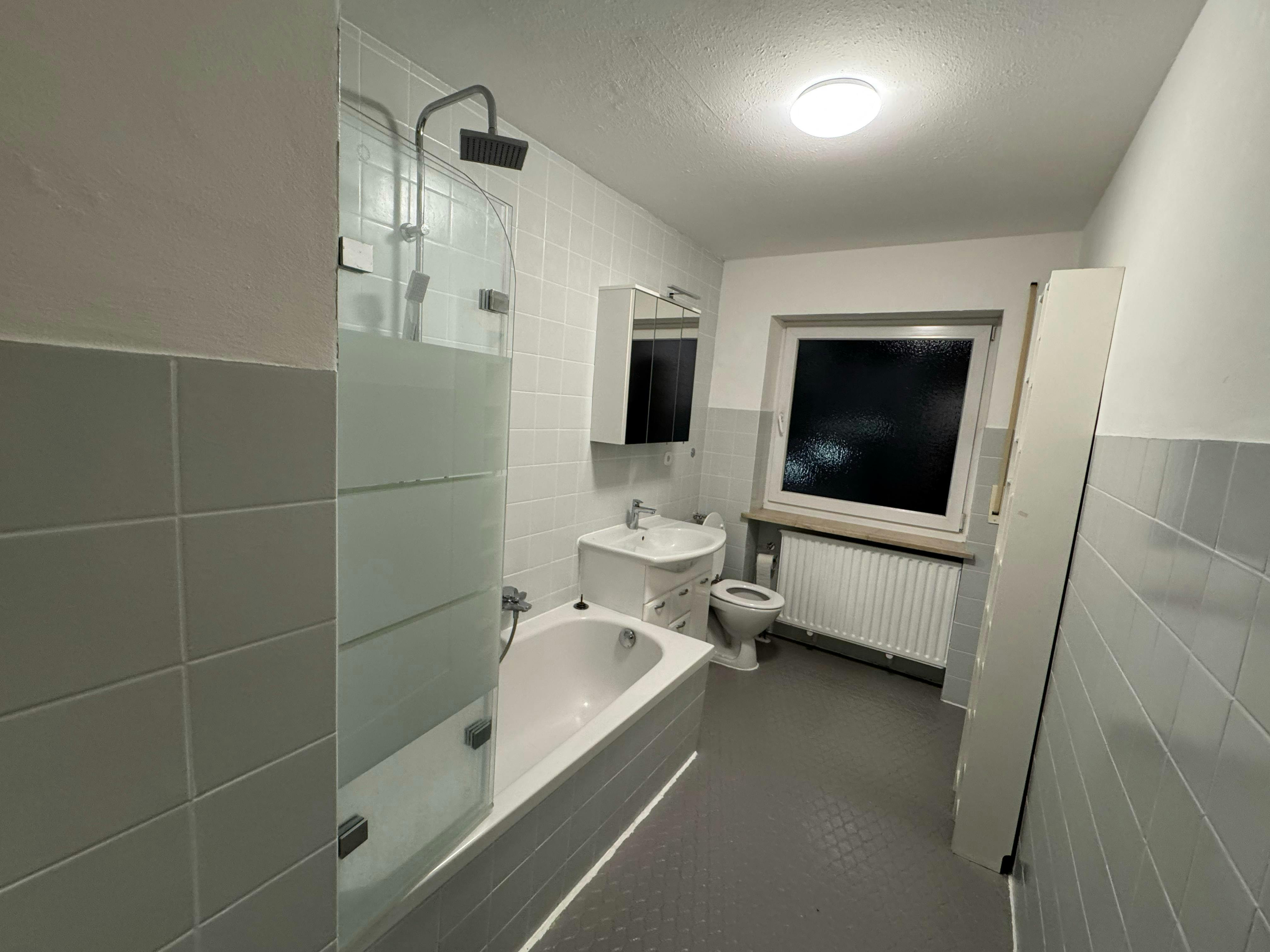 Apartment Königsbrunn, 1 bed, 12m² — photo 1