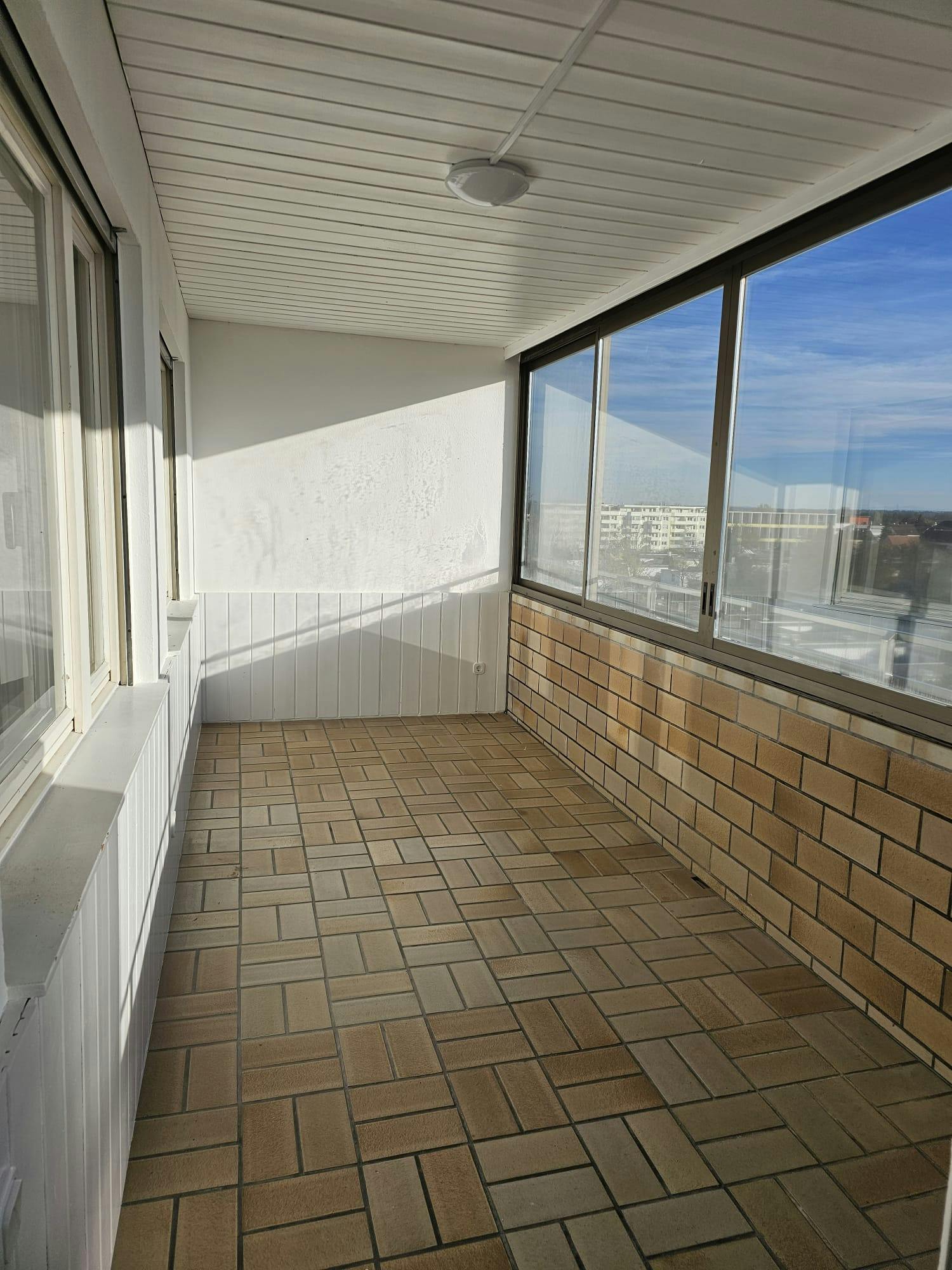 Apartment Königsbrunn, 1 bed, 12m² — photo 9