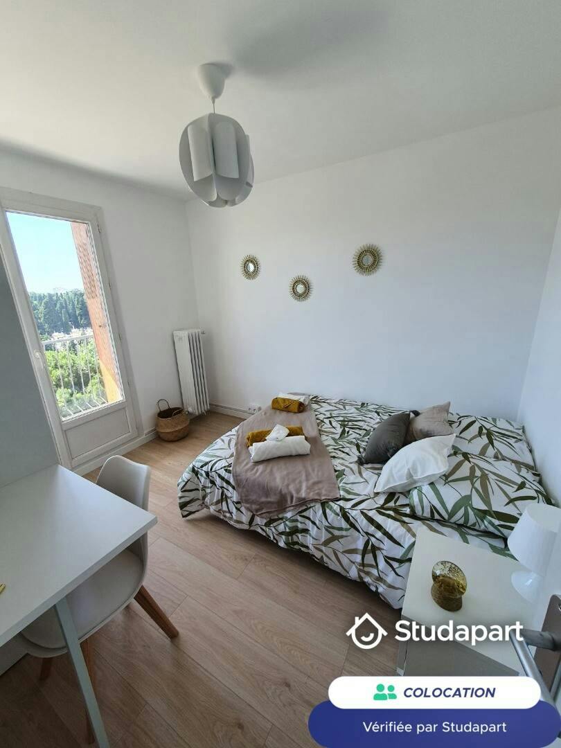 Private room for rent on Chemin de l'Armée d'Afrique, Marseille - Plus