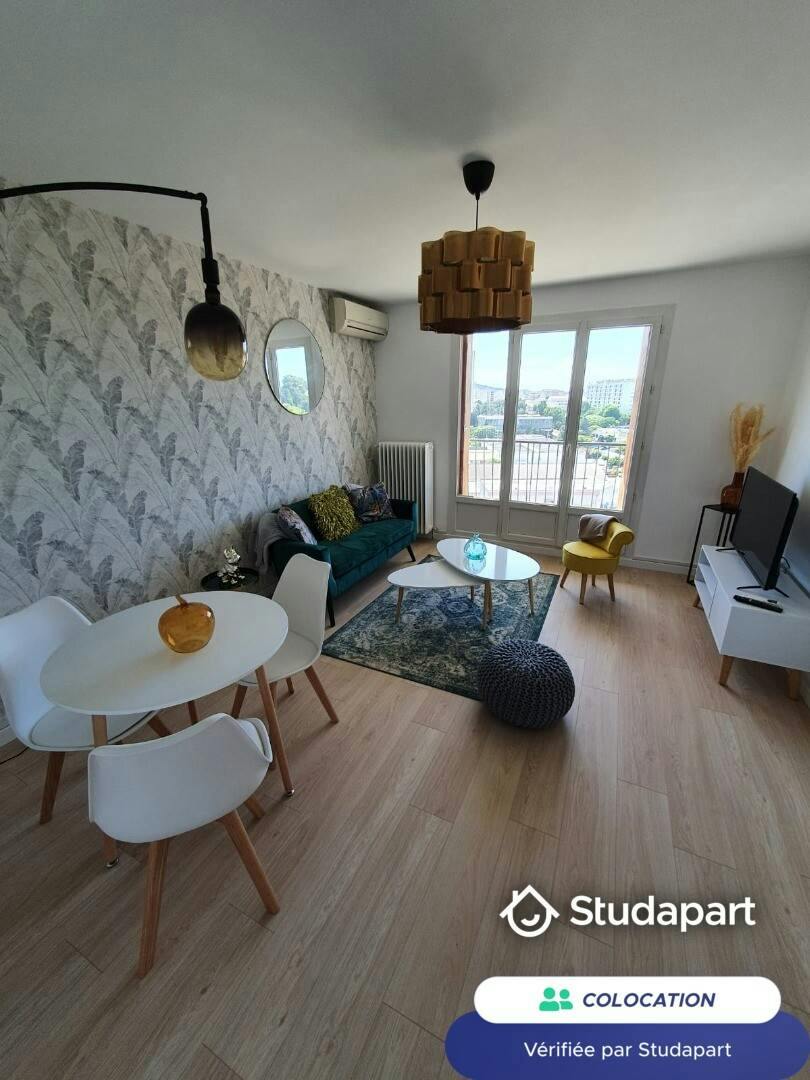 Private room for rent on Chemin de l'Armée d'Afrique, Marseille - Vue 3