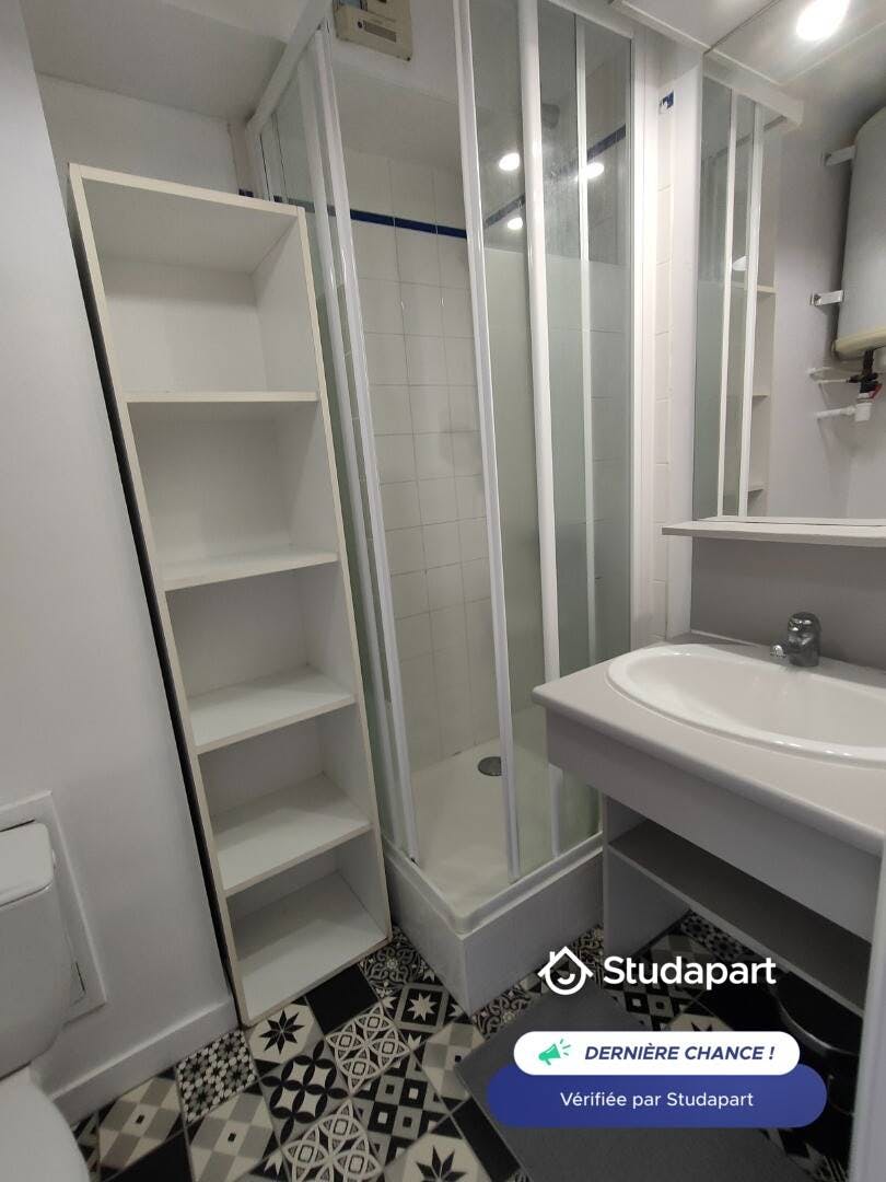 Apartment for rent on Rue Pitre Chevalier, Nantes - Vista 4