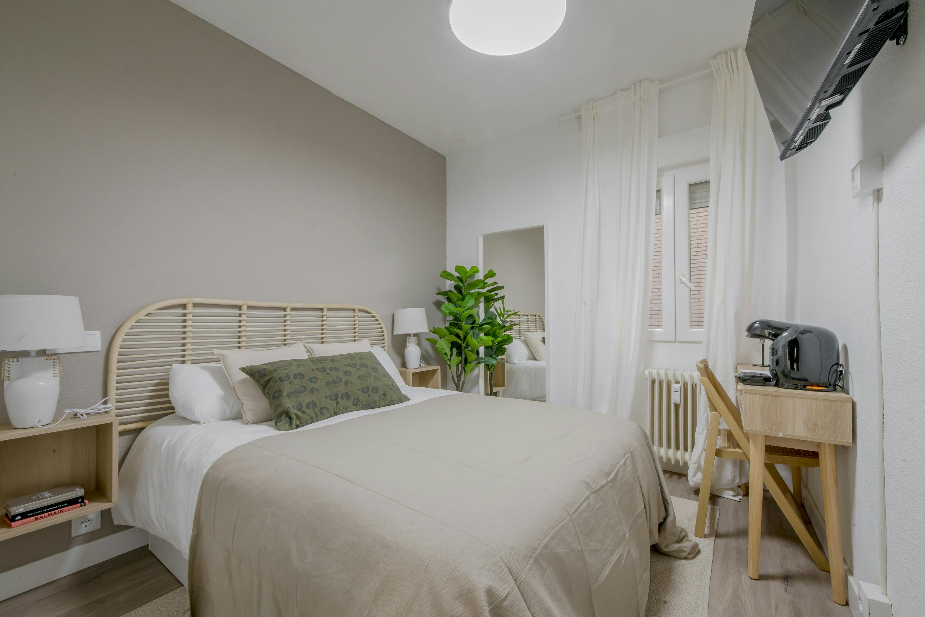 Calle de María de Guzmán, Madrid Madrid