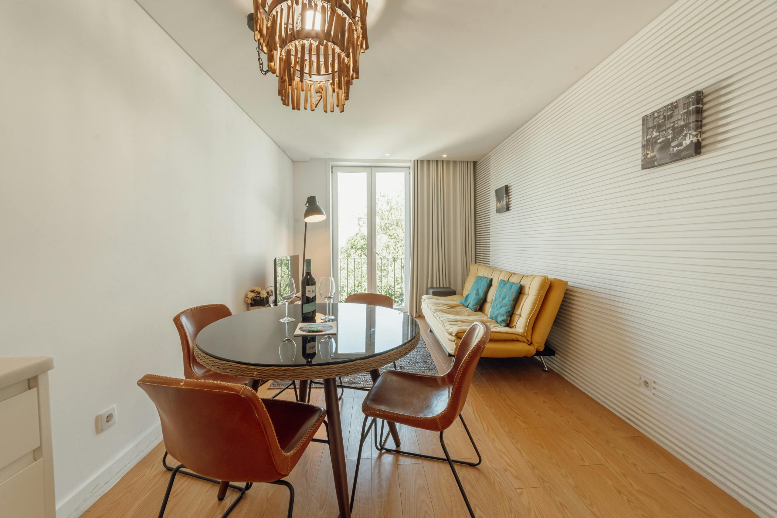 Rua do Almada, Porto preview