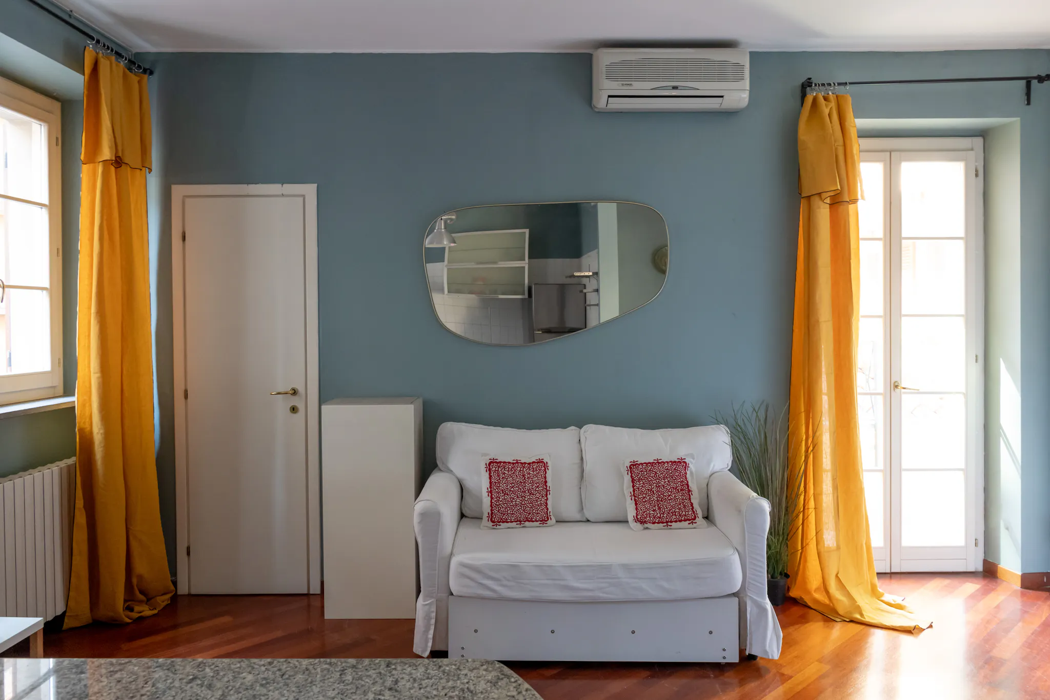 Via Molino delle Armi, Milan preview