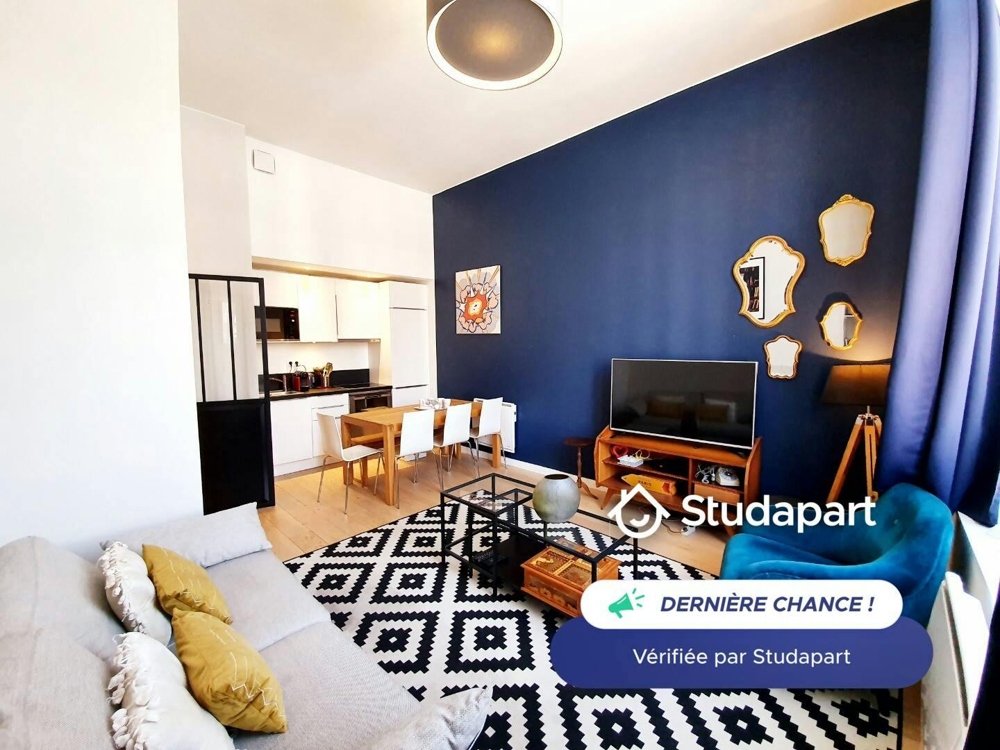 Apartament de închiriat pentru 1.690 EUR pe lună în Lille, Rue Jean Bart