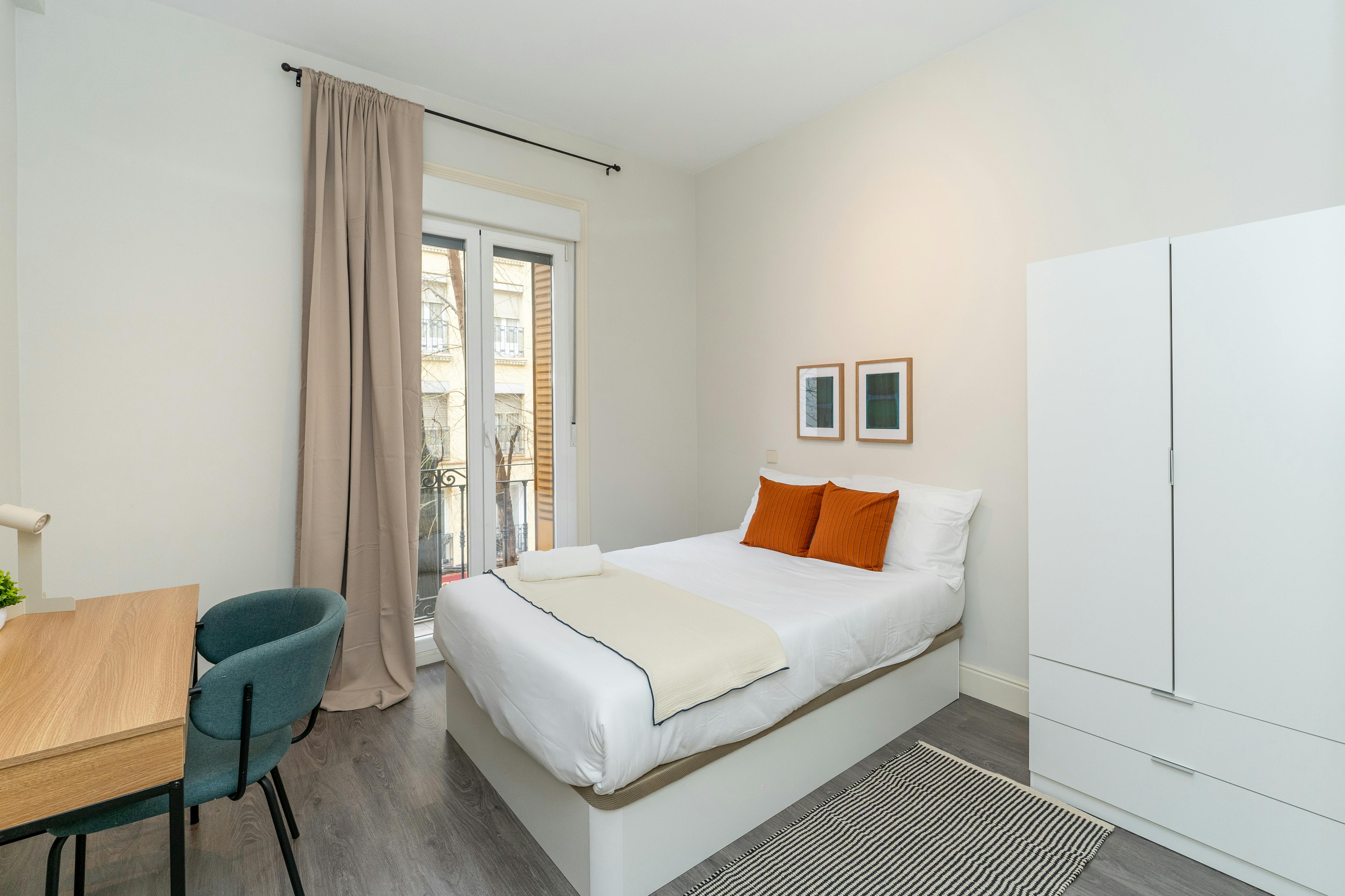 Calle de Blasco de Garay, Madrid preview